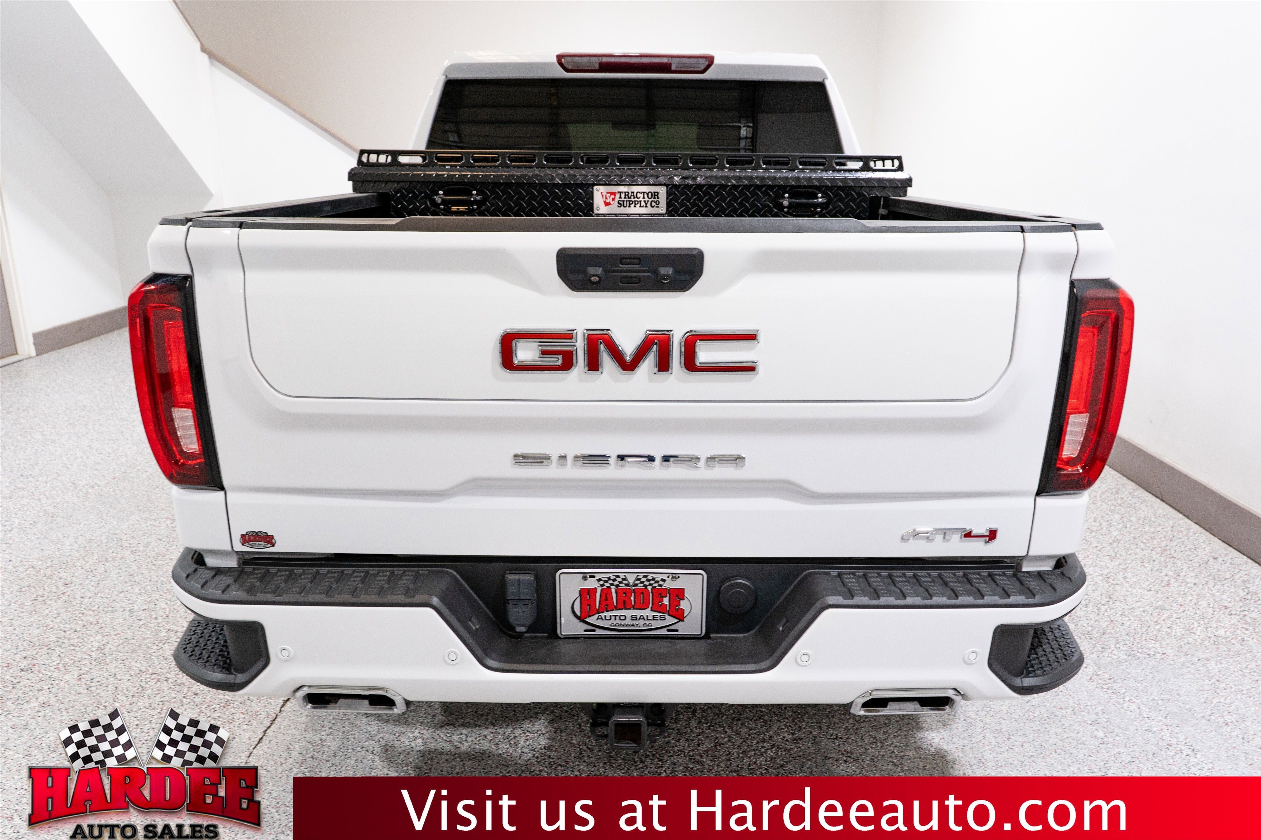 2023 GMC Sierra 1500 AT4