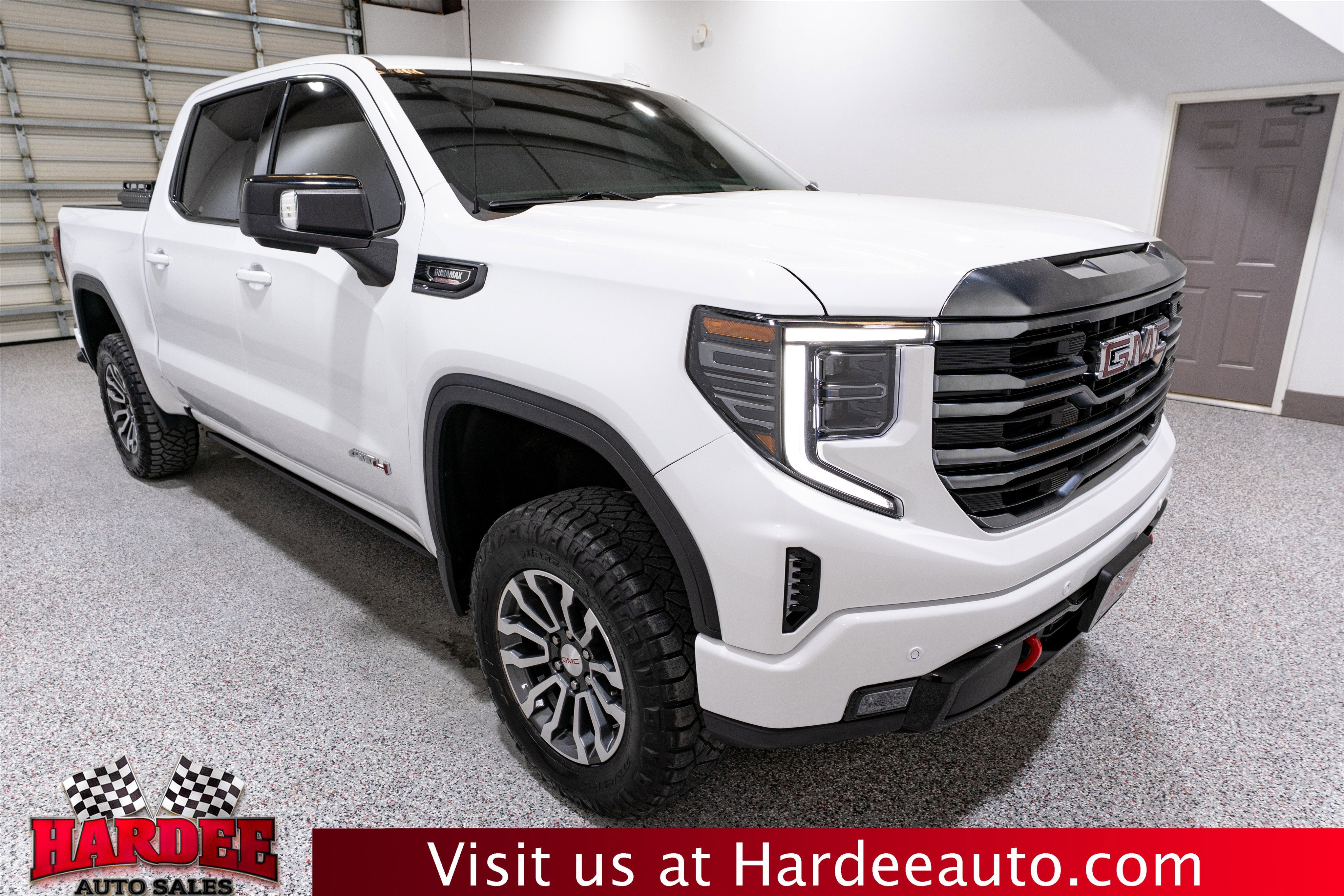 2023 GMC Sierra 1500 AT4