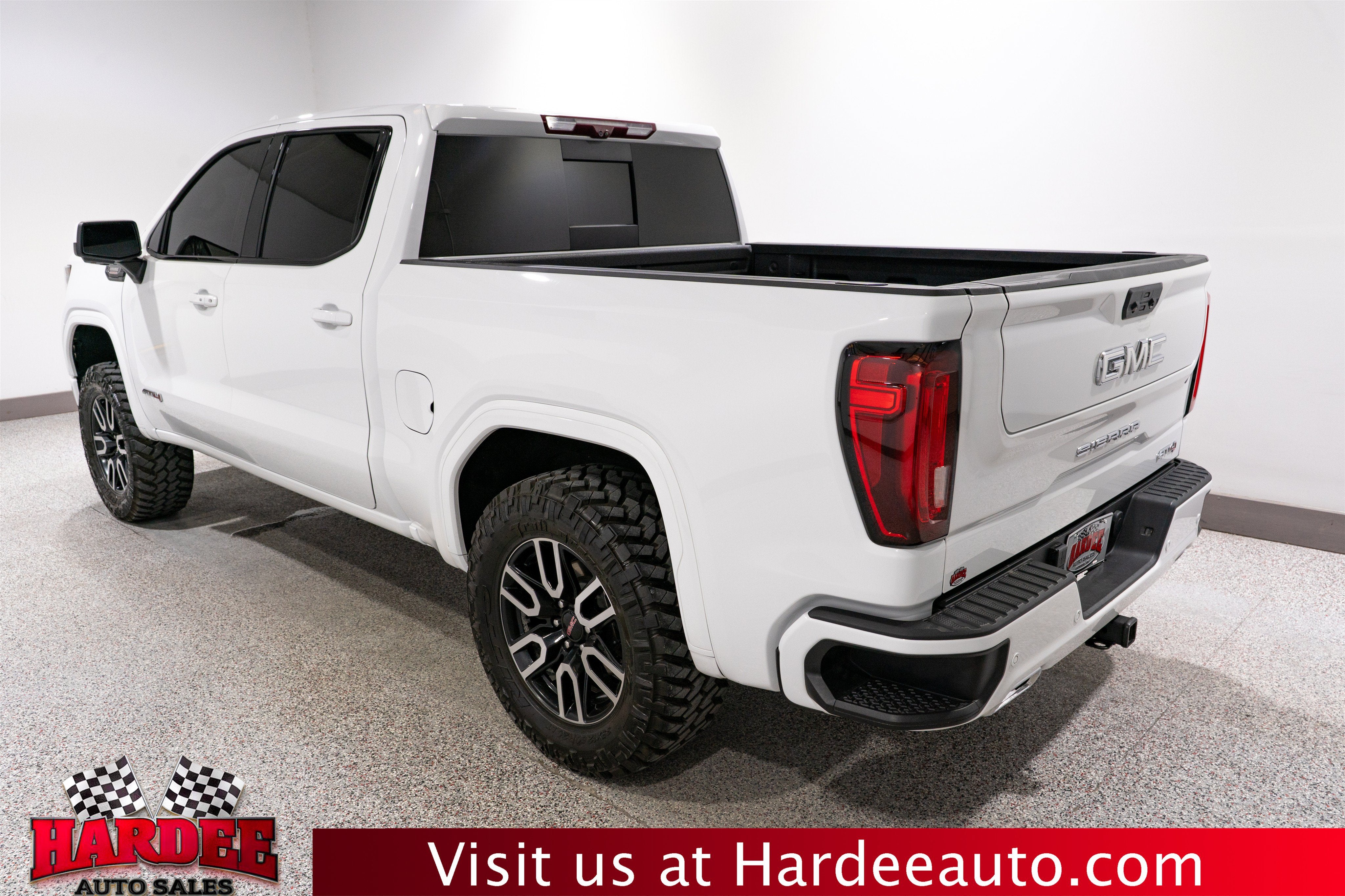 2023 GMC Sierra 1500 AT4