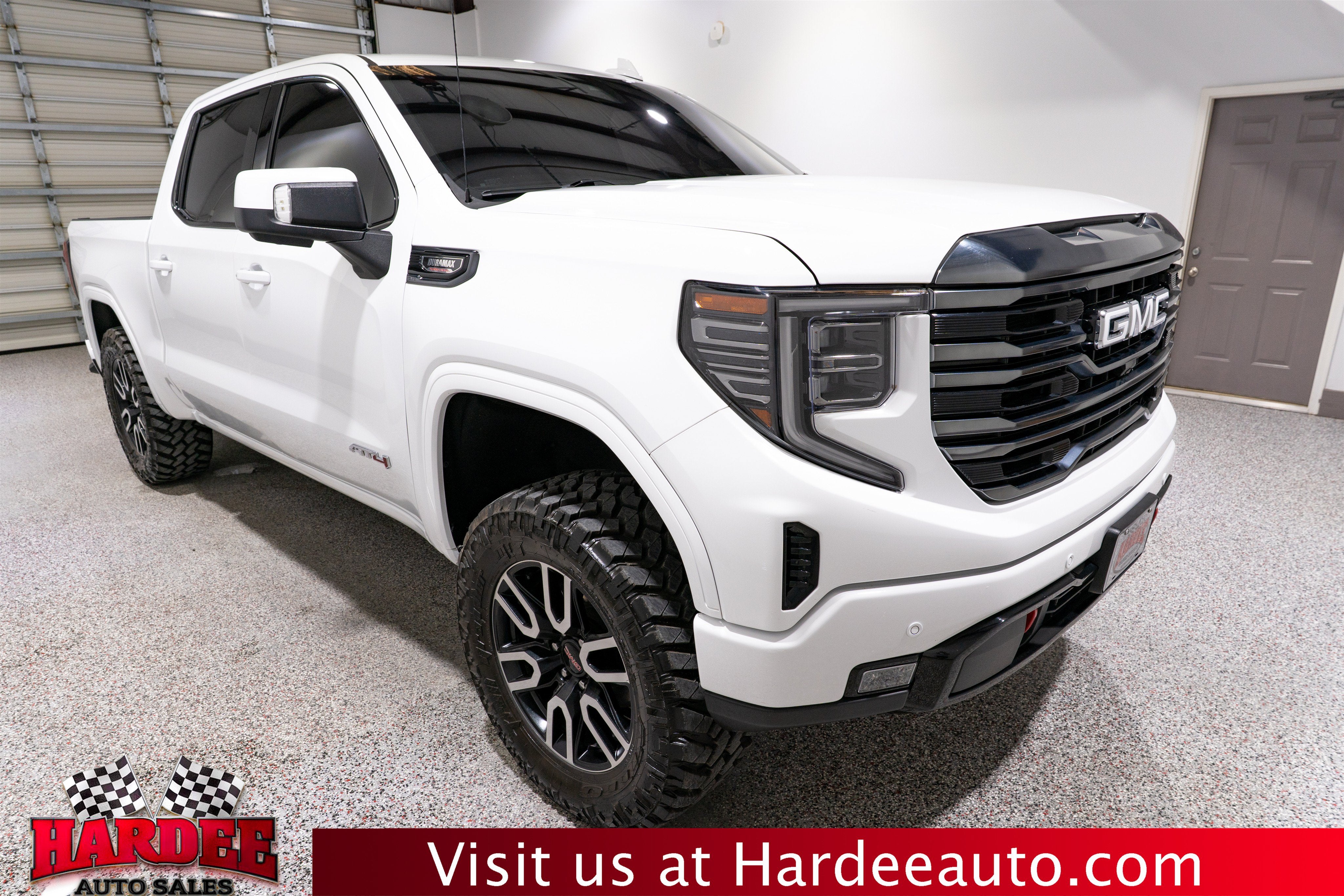 2023 GMC Sierra 1500 AT4