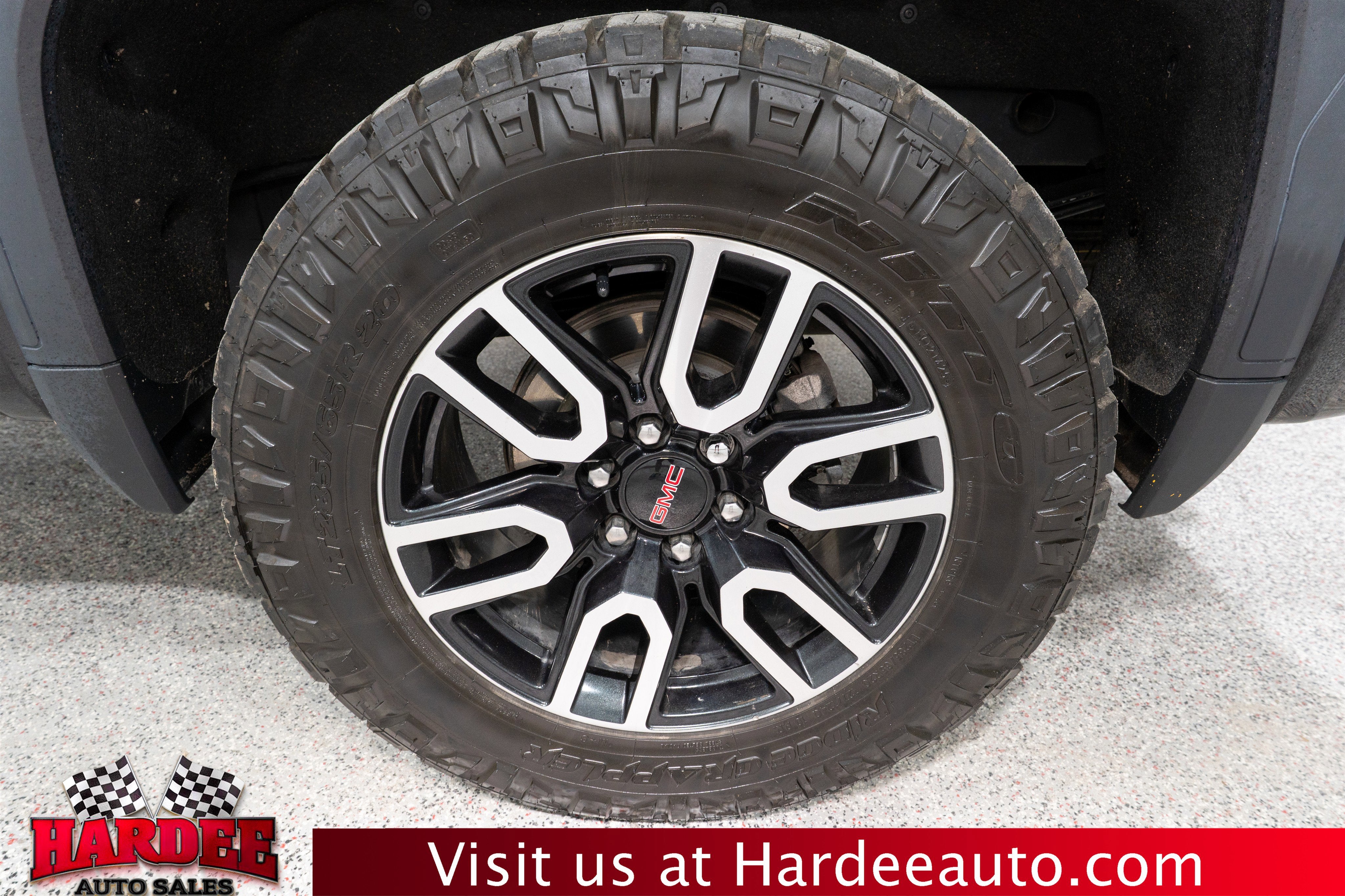 2024 GMC Sierra 1500 AT4