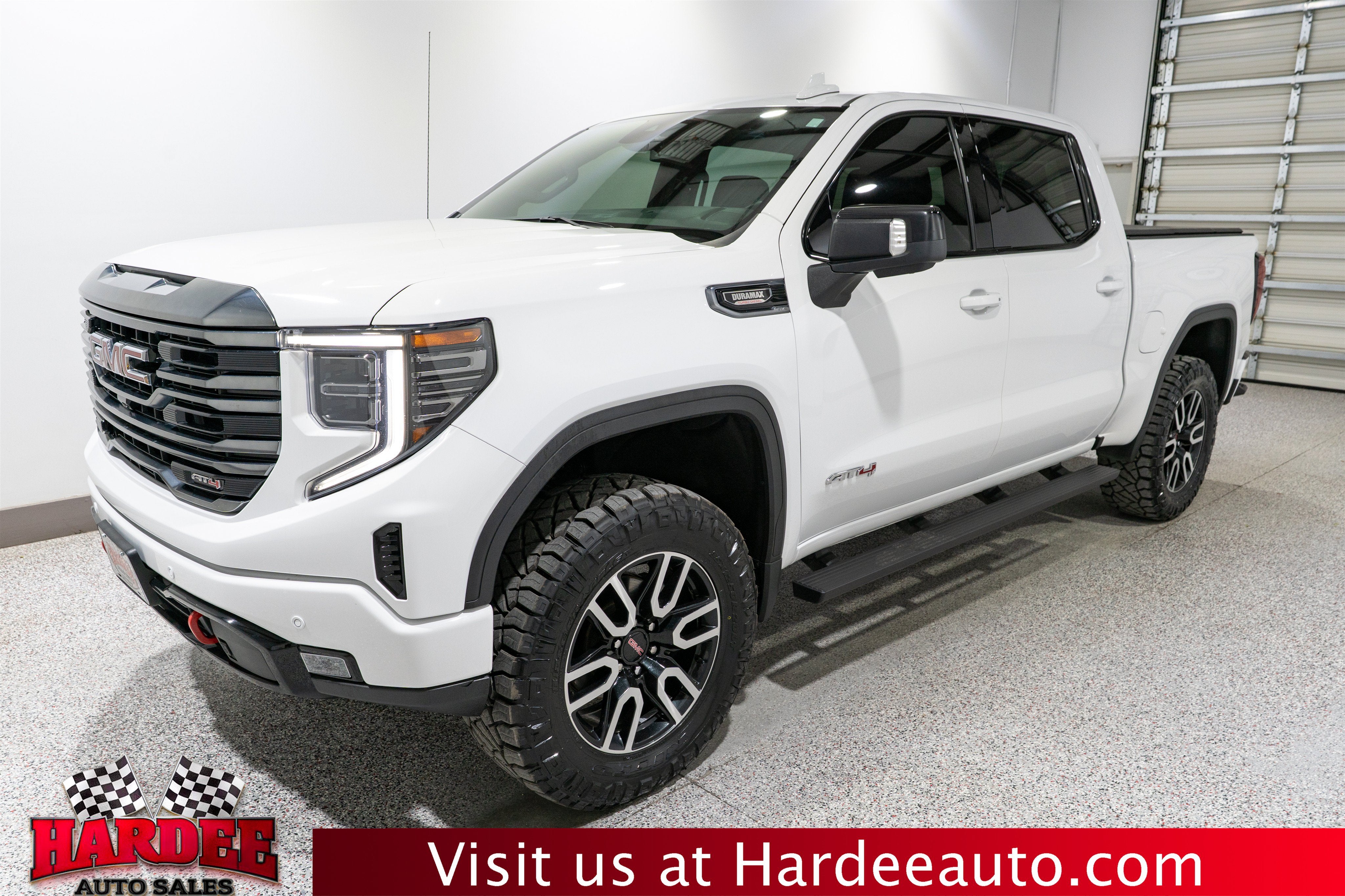 2023 GMC Sierra 1500 AT4
