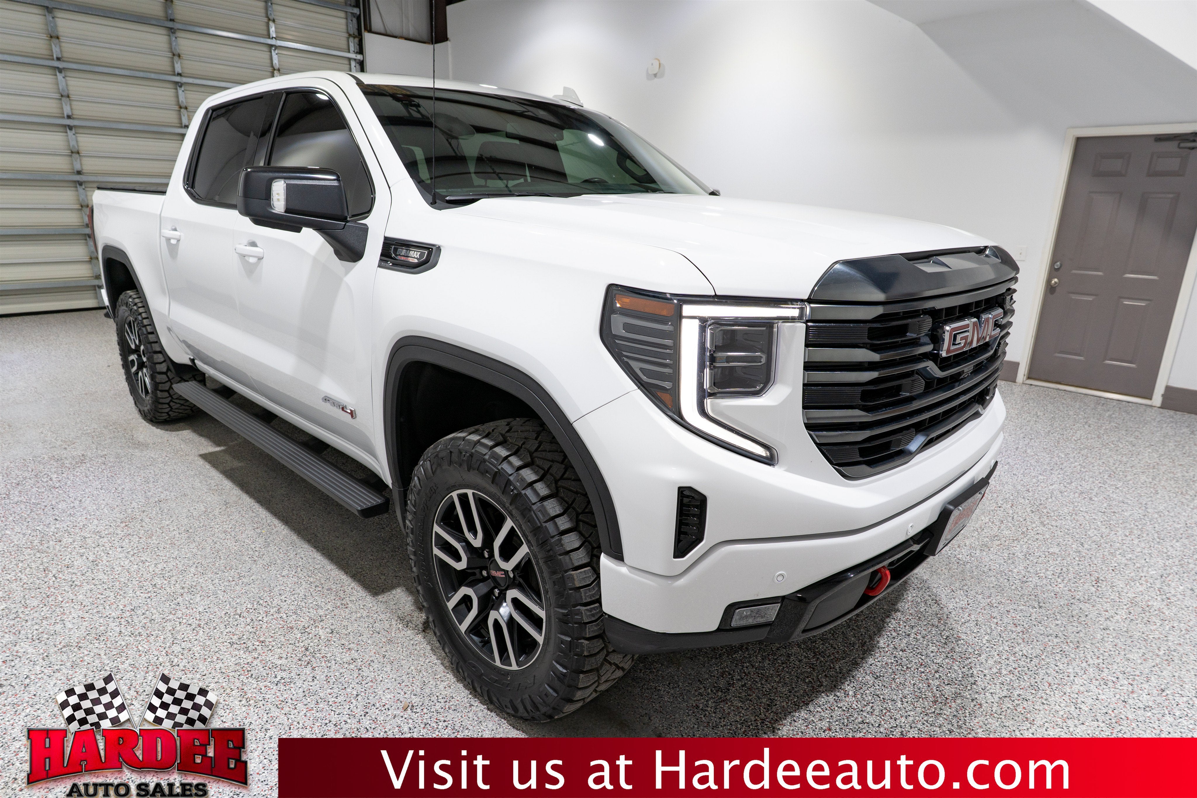 2023 GMC Sierra 1500 AT4