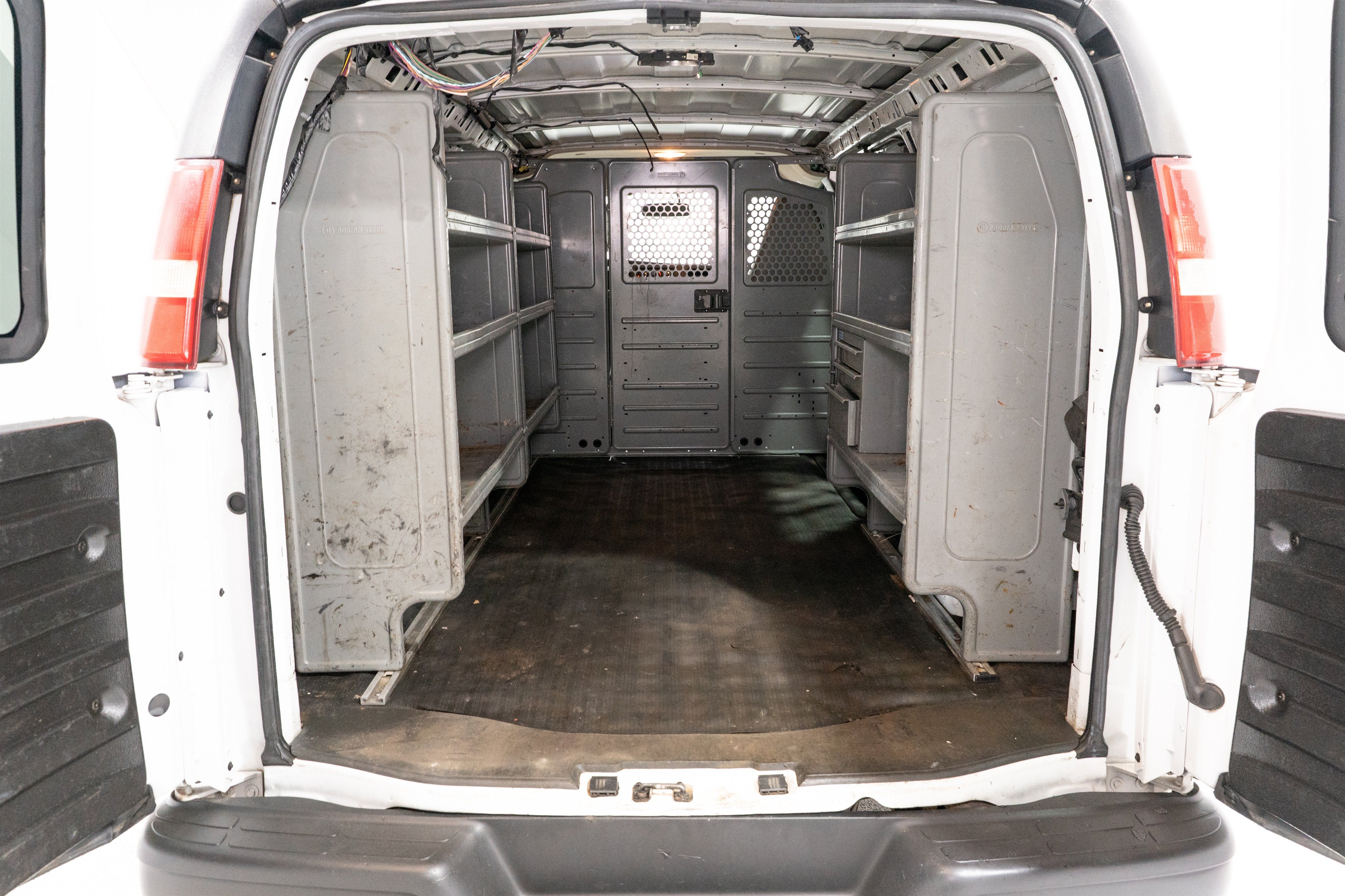 2019 GMC Savana Cargo Van Base