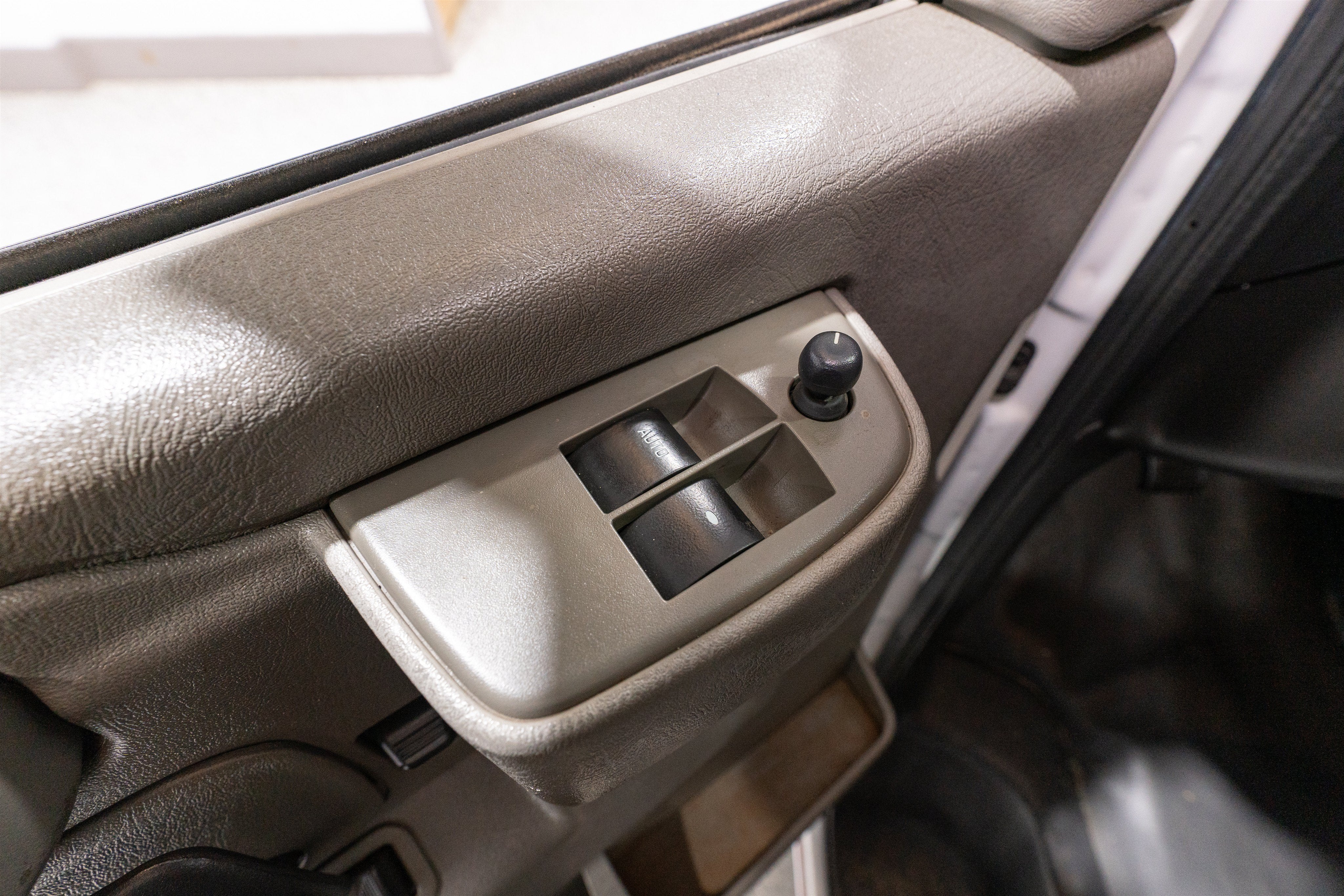 2019 GMC Savana Cargo Van Base