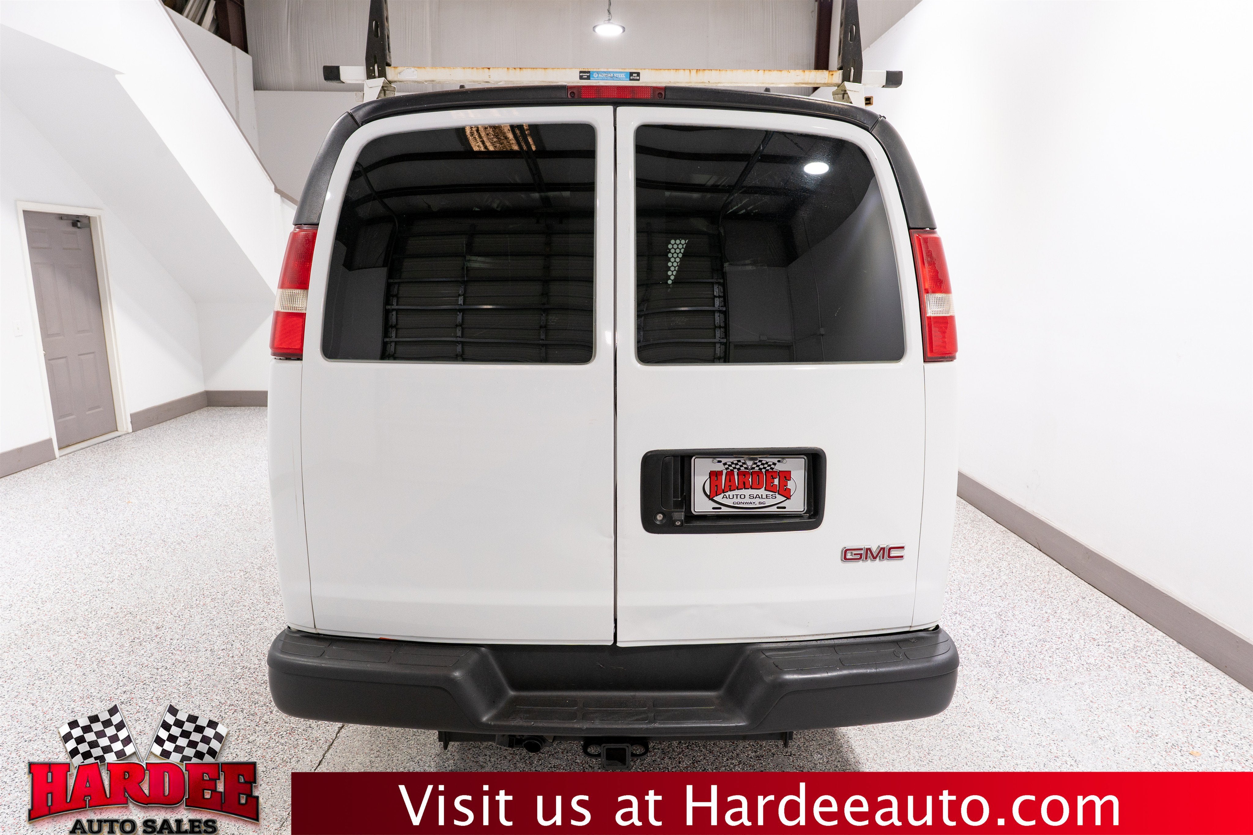2019 GMC Savana Cargo Van Base