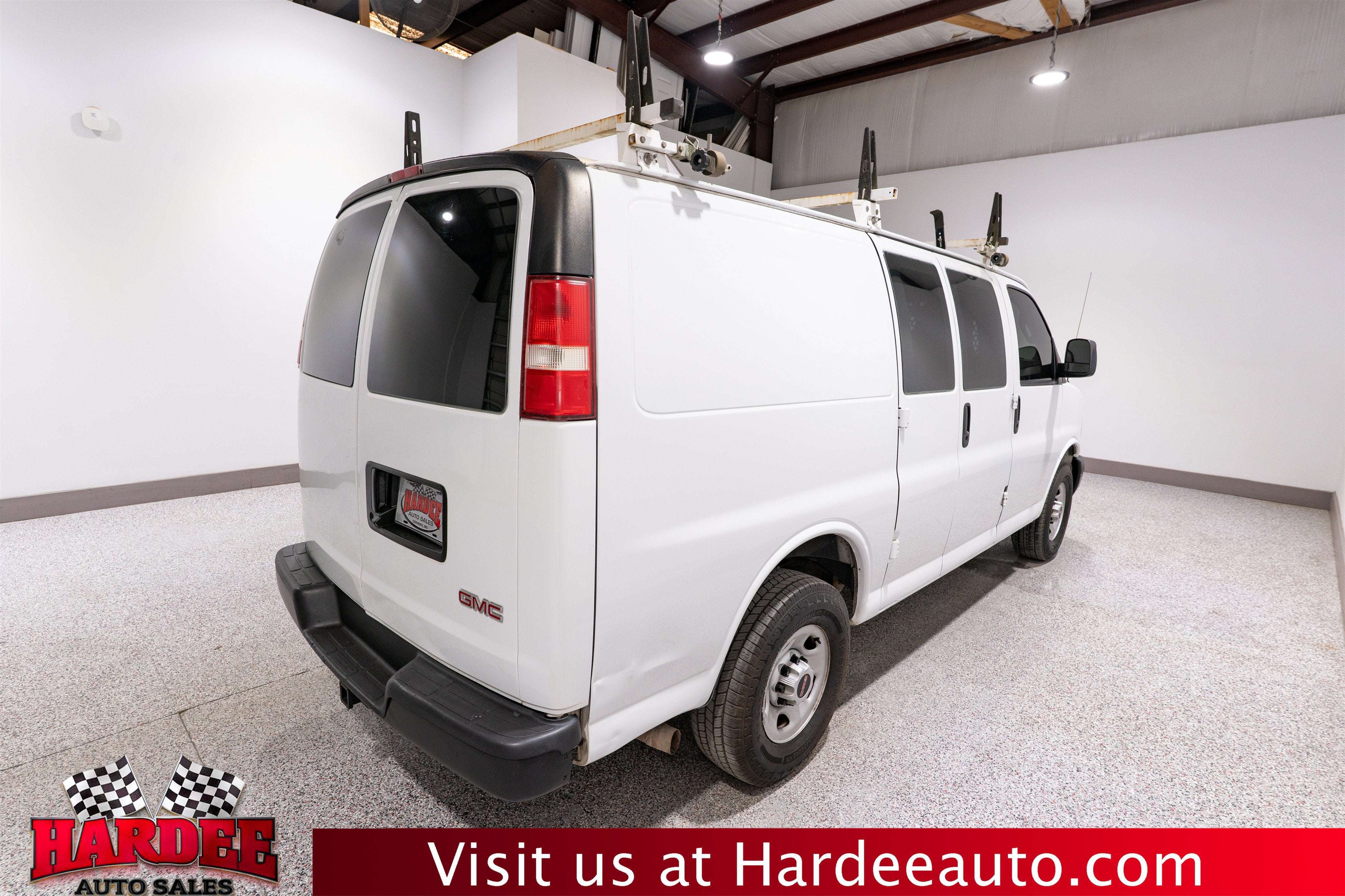 2019 GMC Savana Cargo Van Base