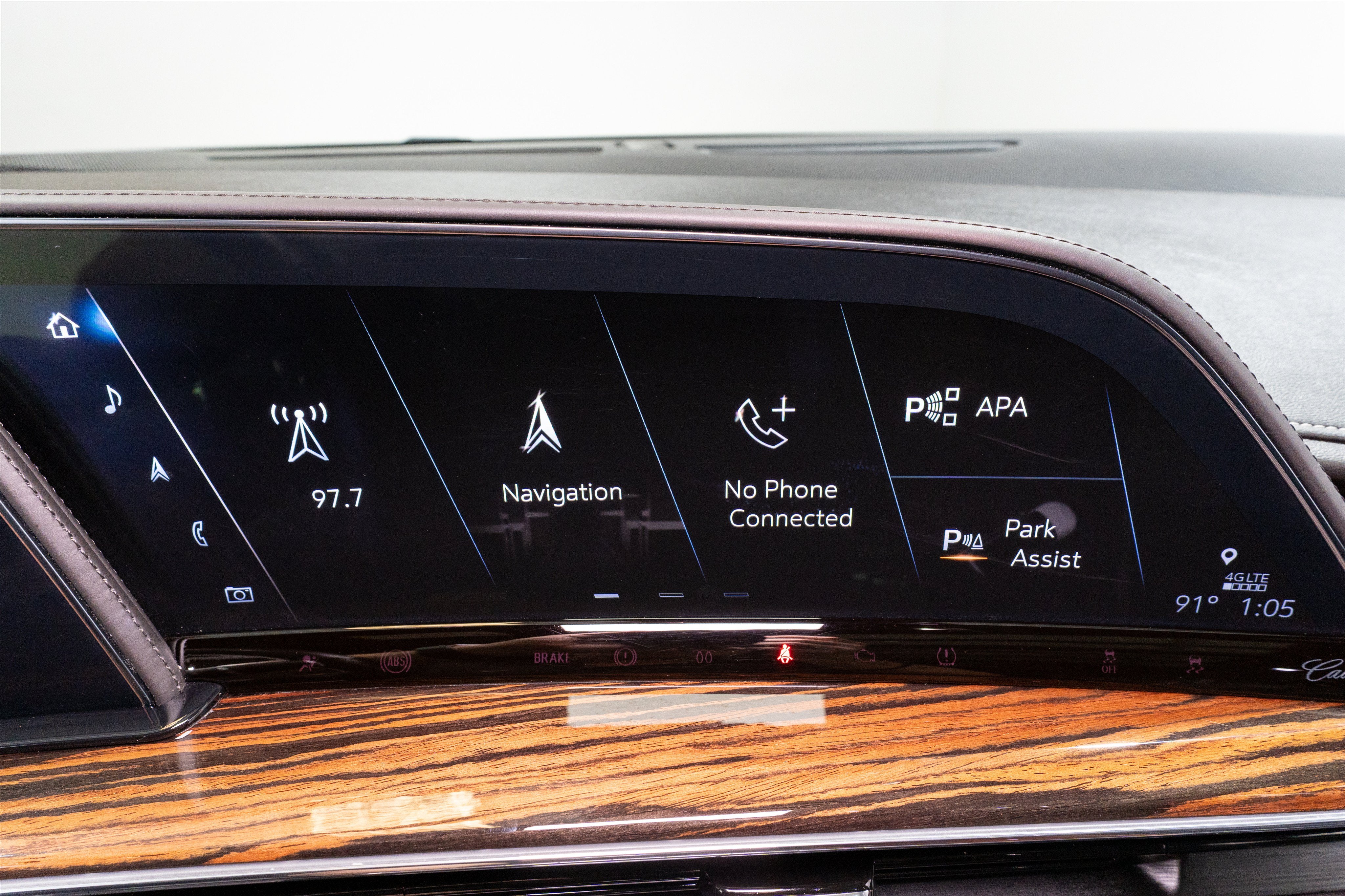 2021 Cadillac Escalade 2WD Premium Luxury