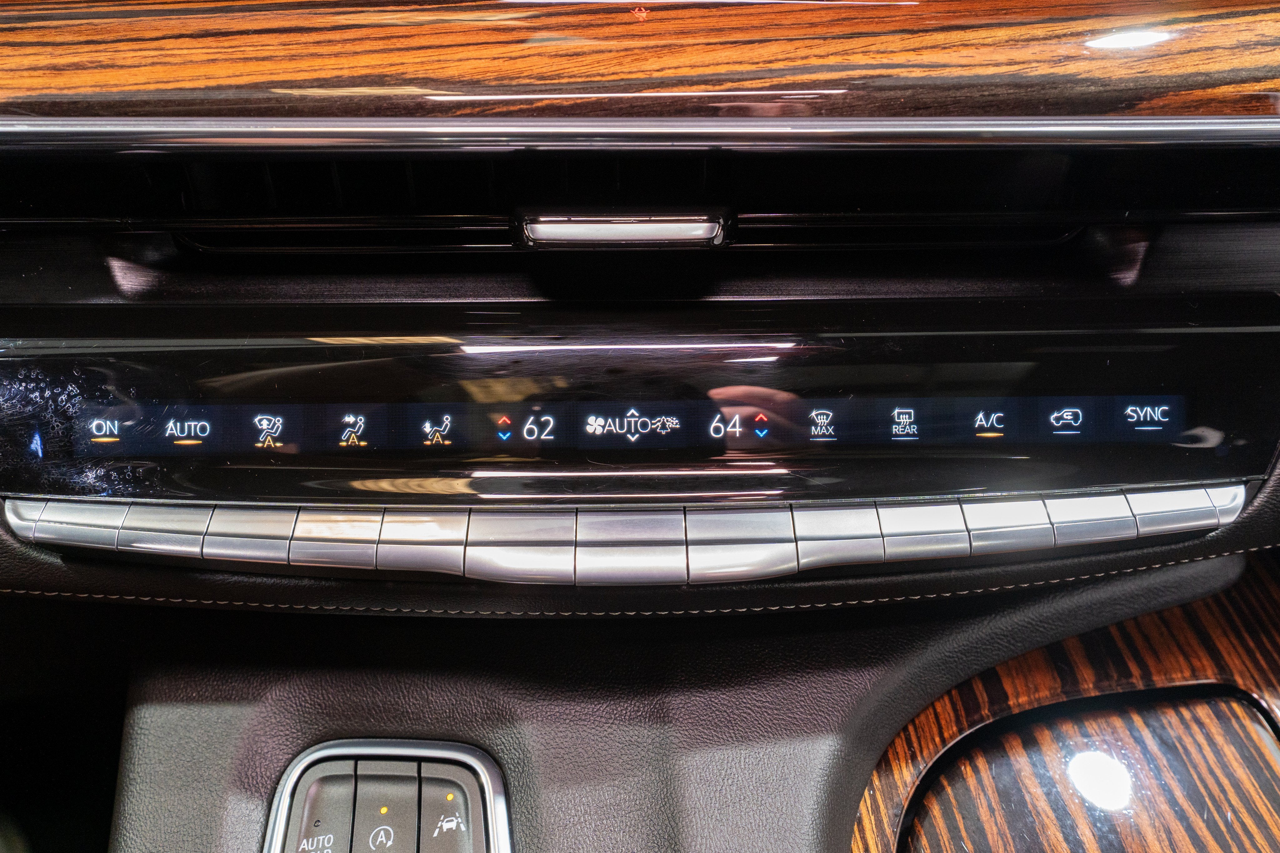2021 Cadillac Escalade 2WD Premium Luxury