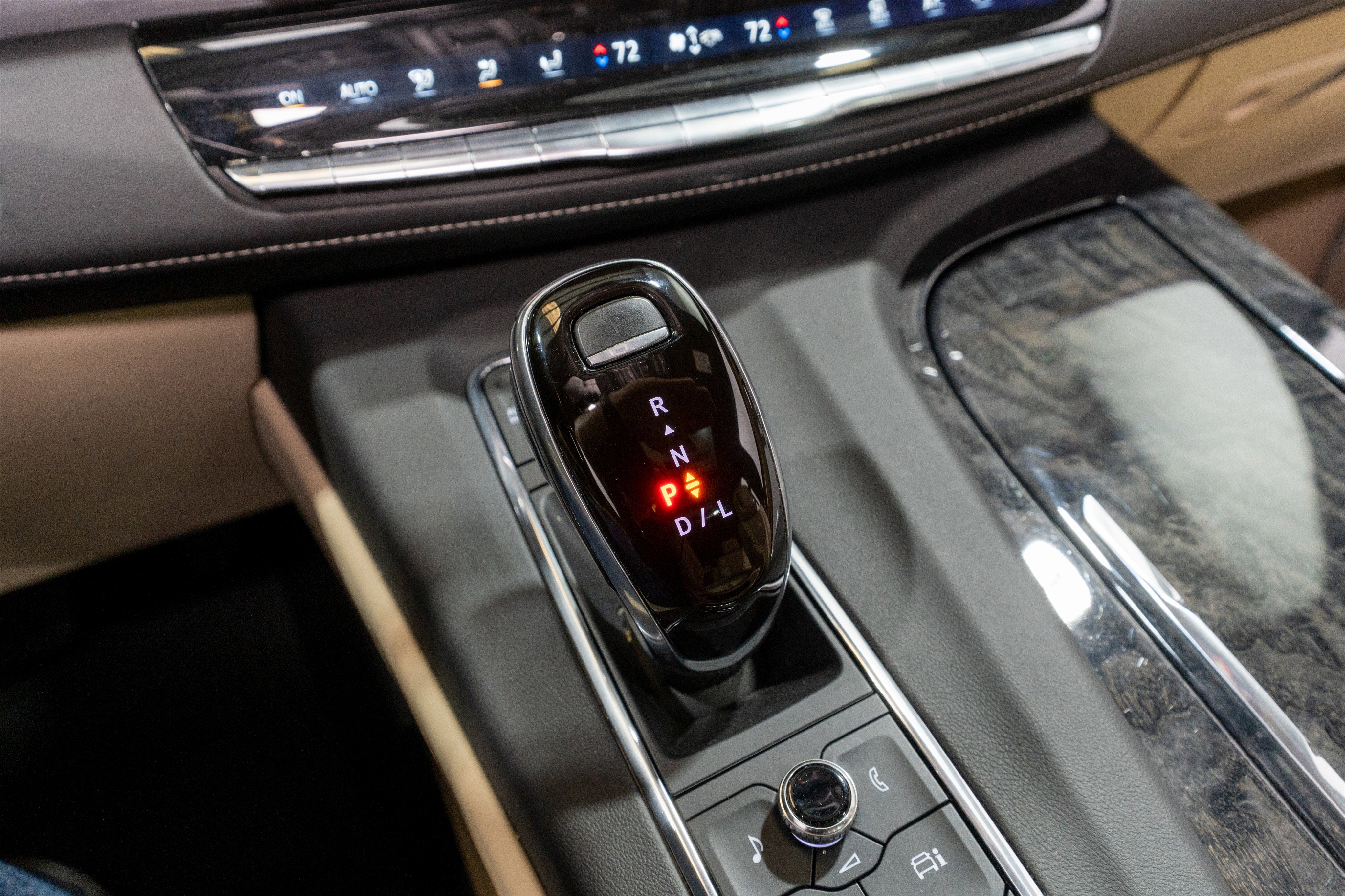 2021 Cadillac Escalade 4WD Premium Luxury