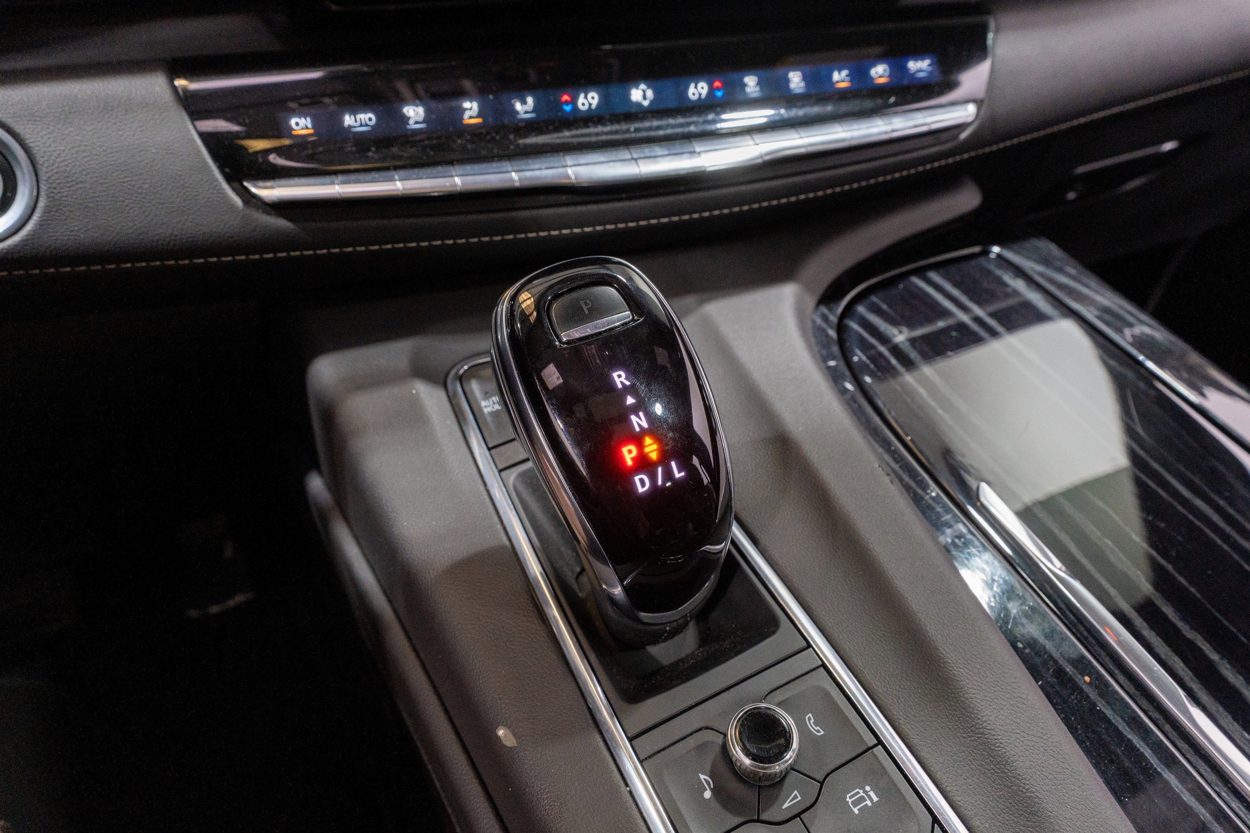 2023 Cadillac Escalade 4WD Sport