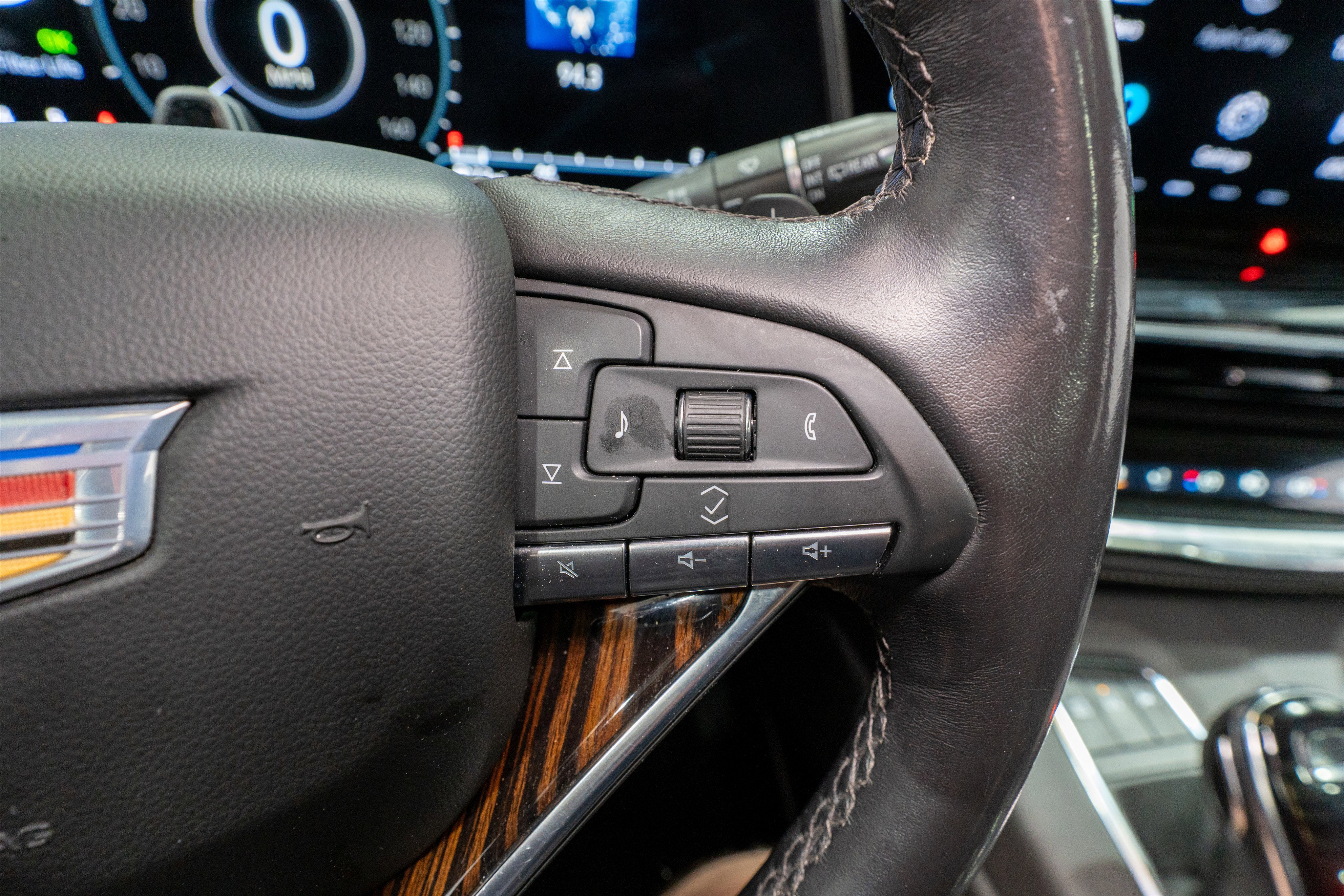 2023 Cadillac Escalade 4WD Sport