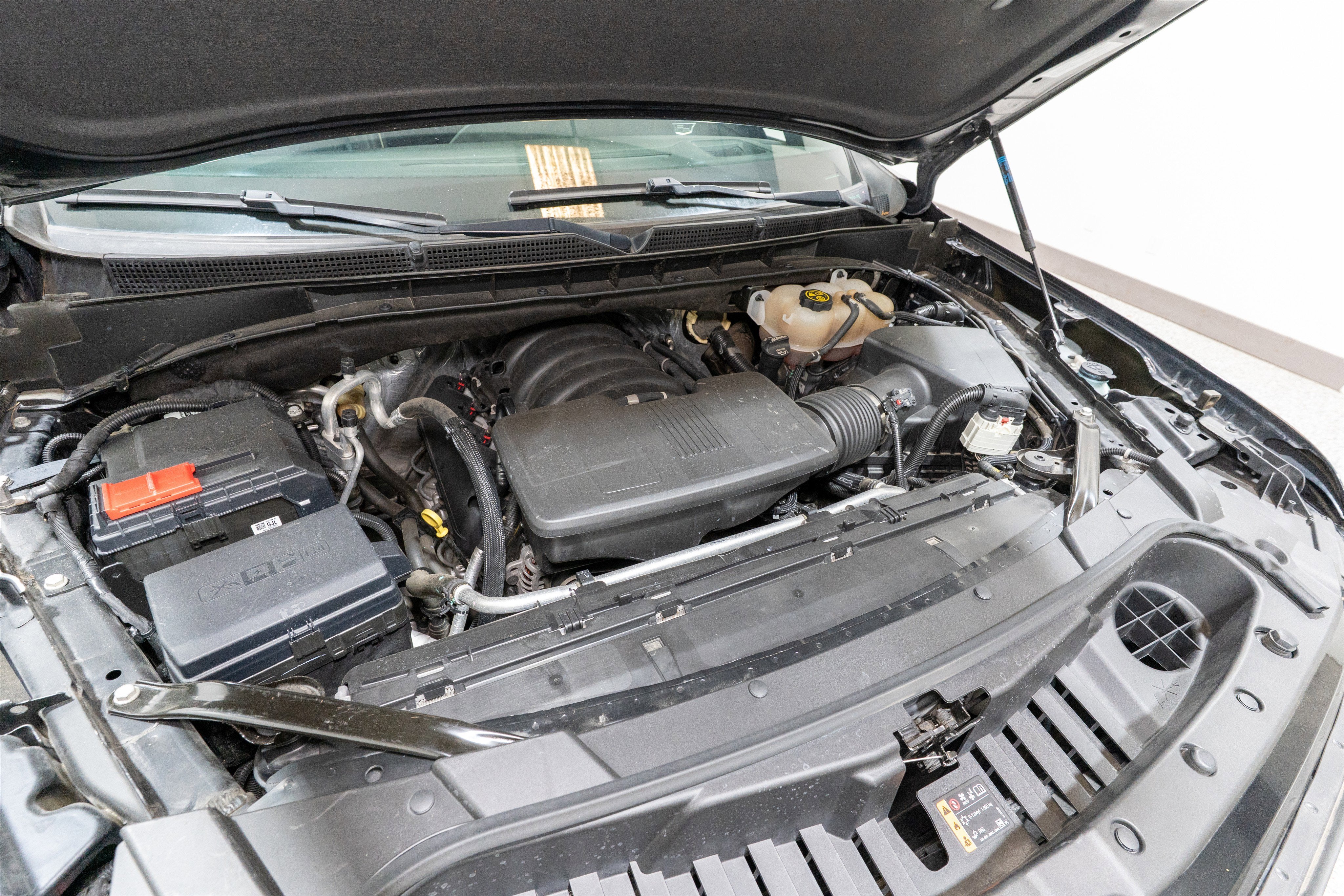 2023 Cadillac Escalade 4WD Sport