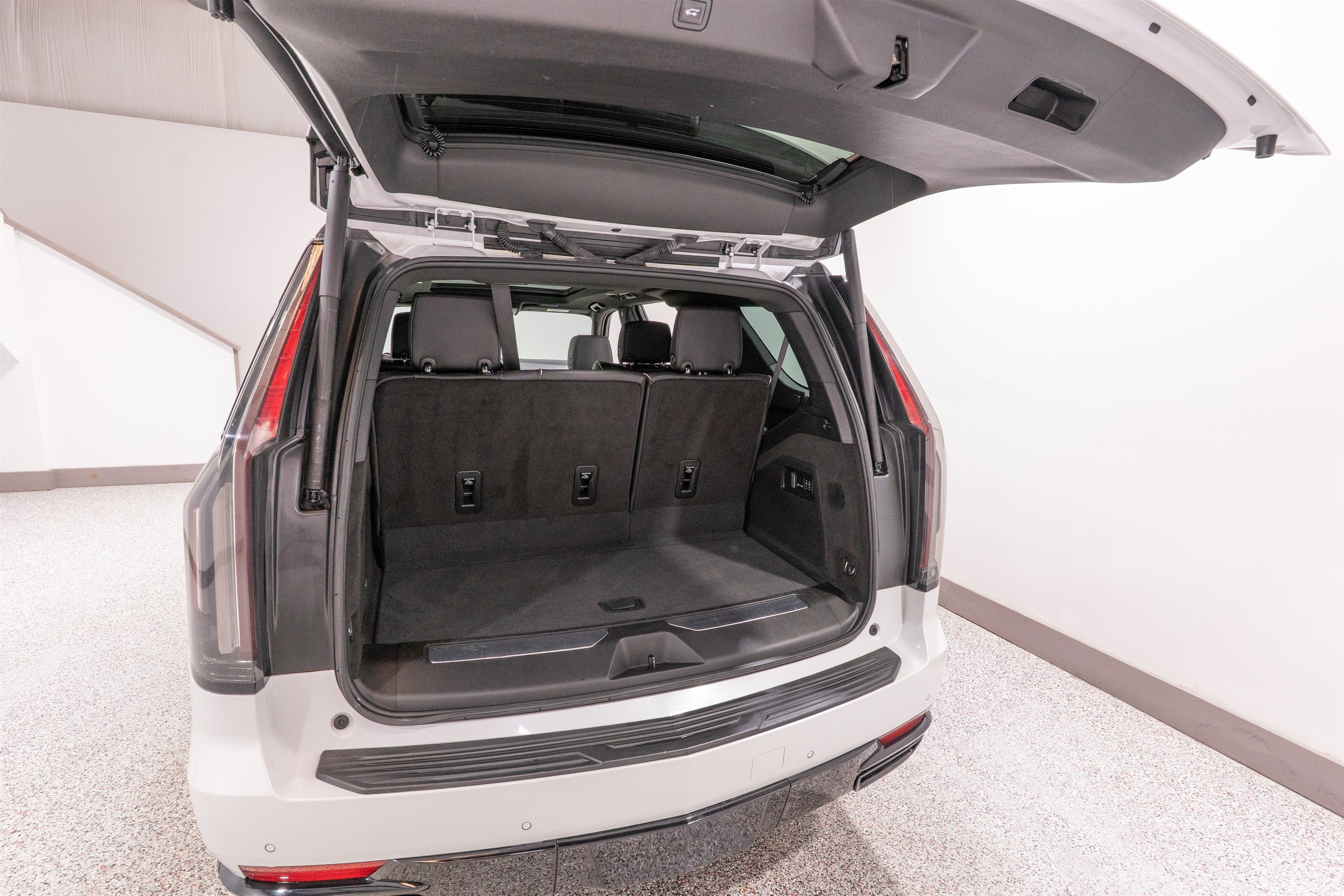 2023 Cadillac Escalade 4WD Sport