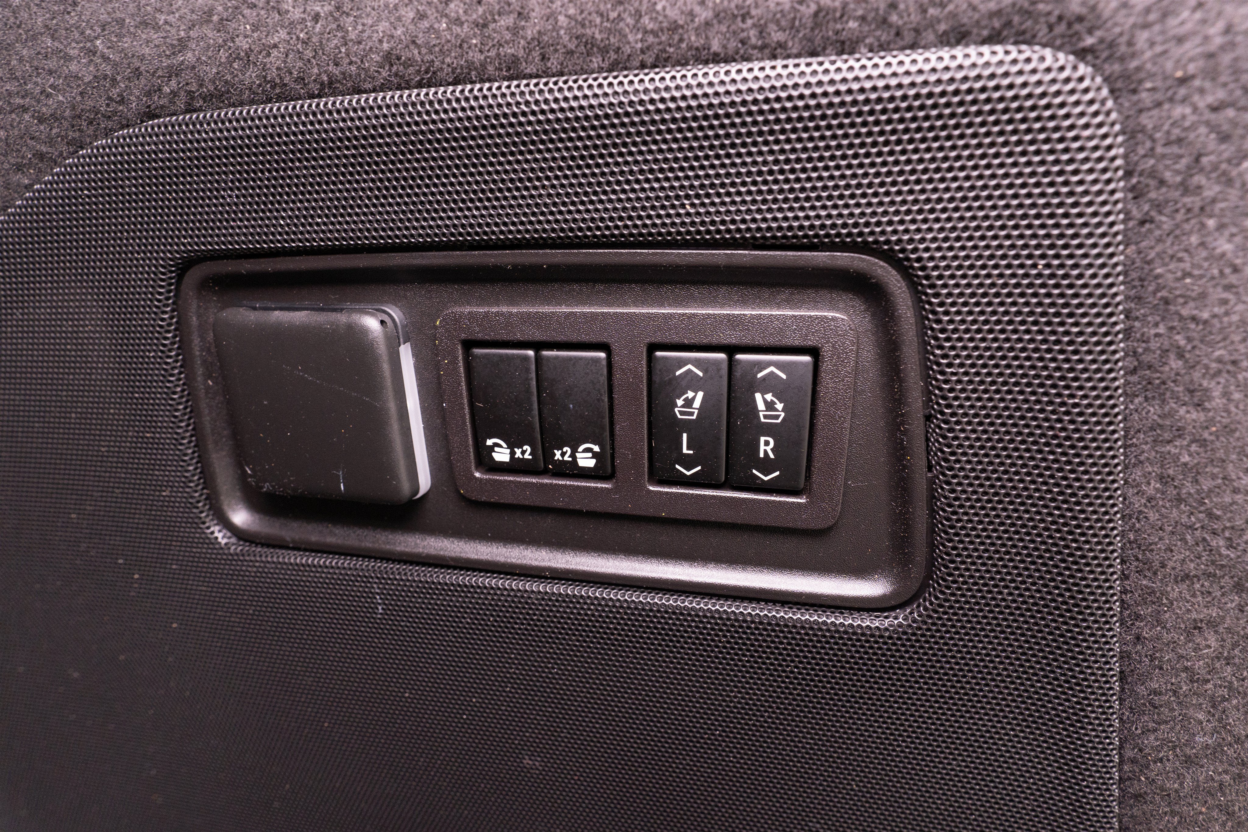 2023 Cadillac Escalade 4WD Sport