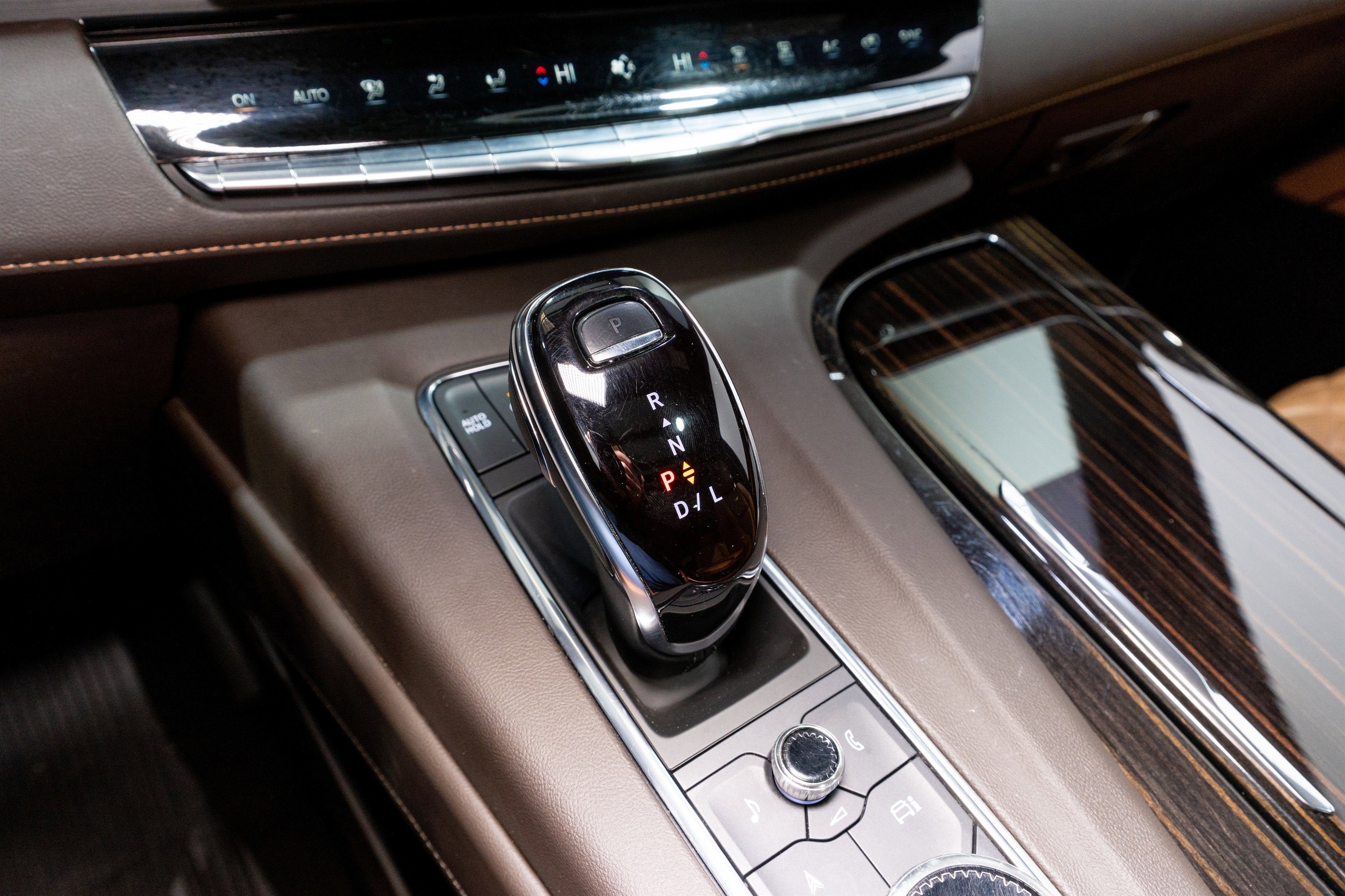 2023 Cadillac Escalade 4WD Sport