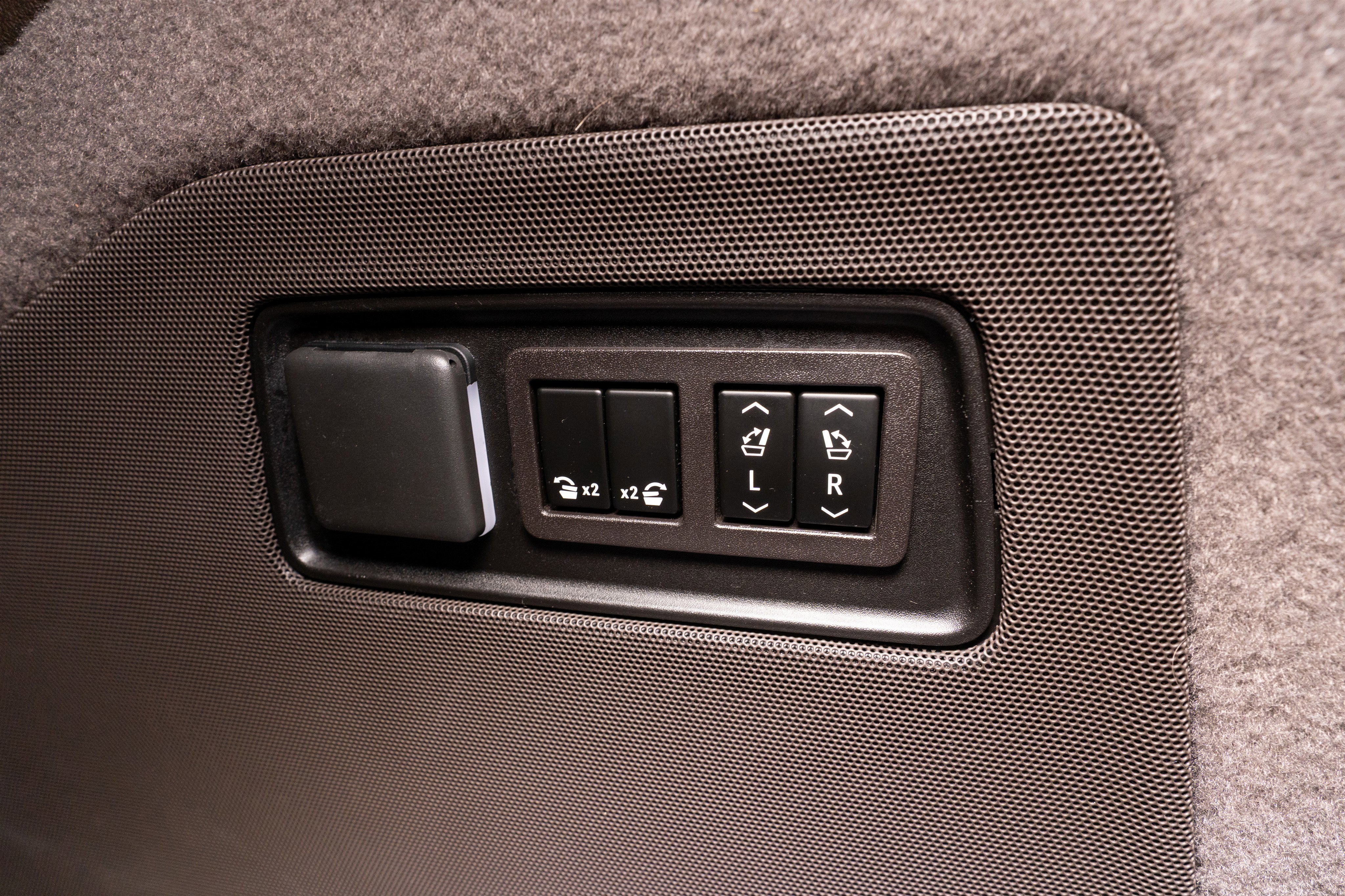 2023 Cadillac Escalade 4WD Sport