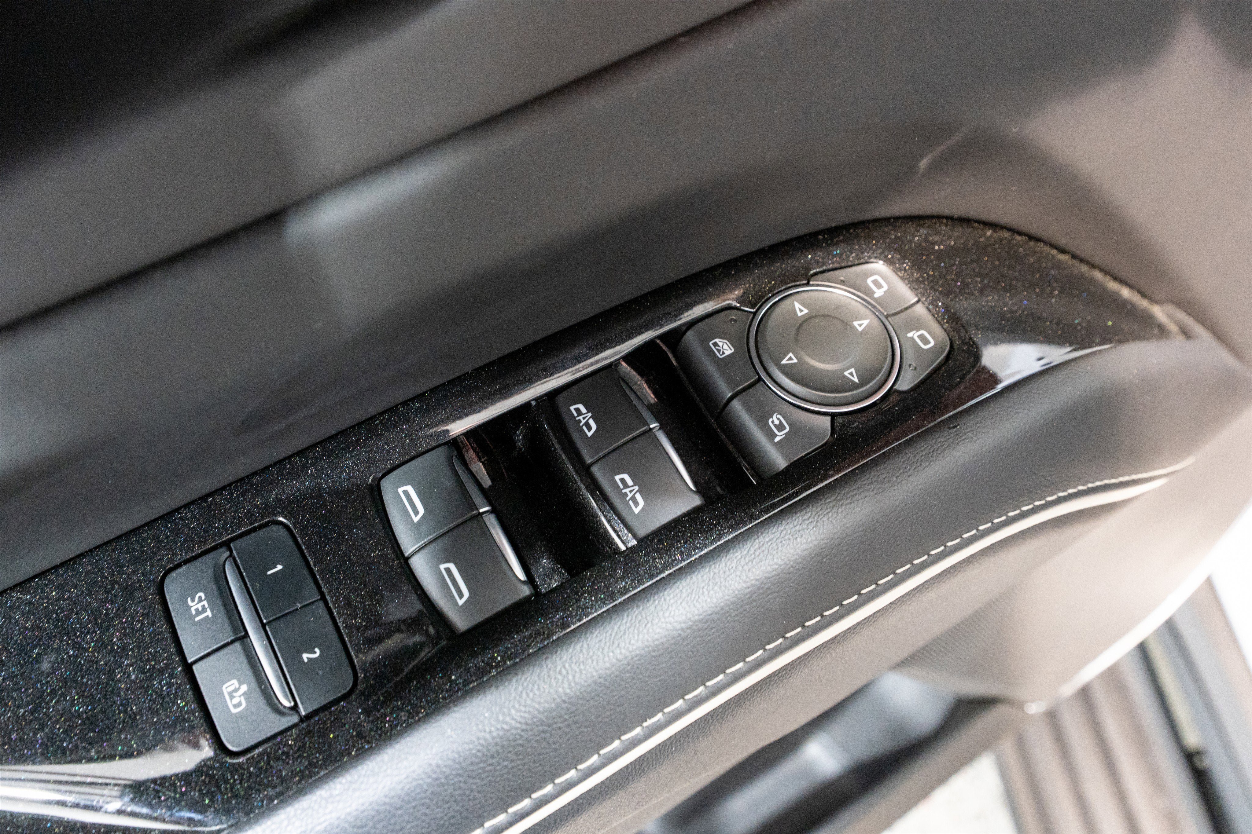 2023 Cadillac Escalade 4WD Sport Platinum