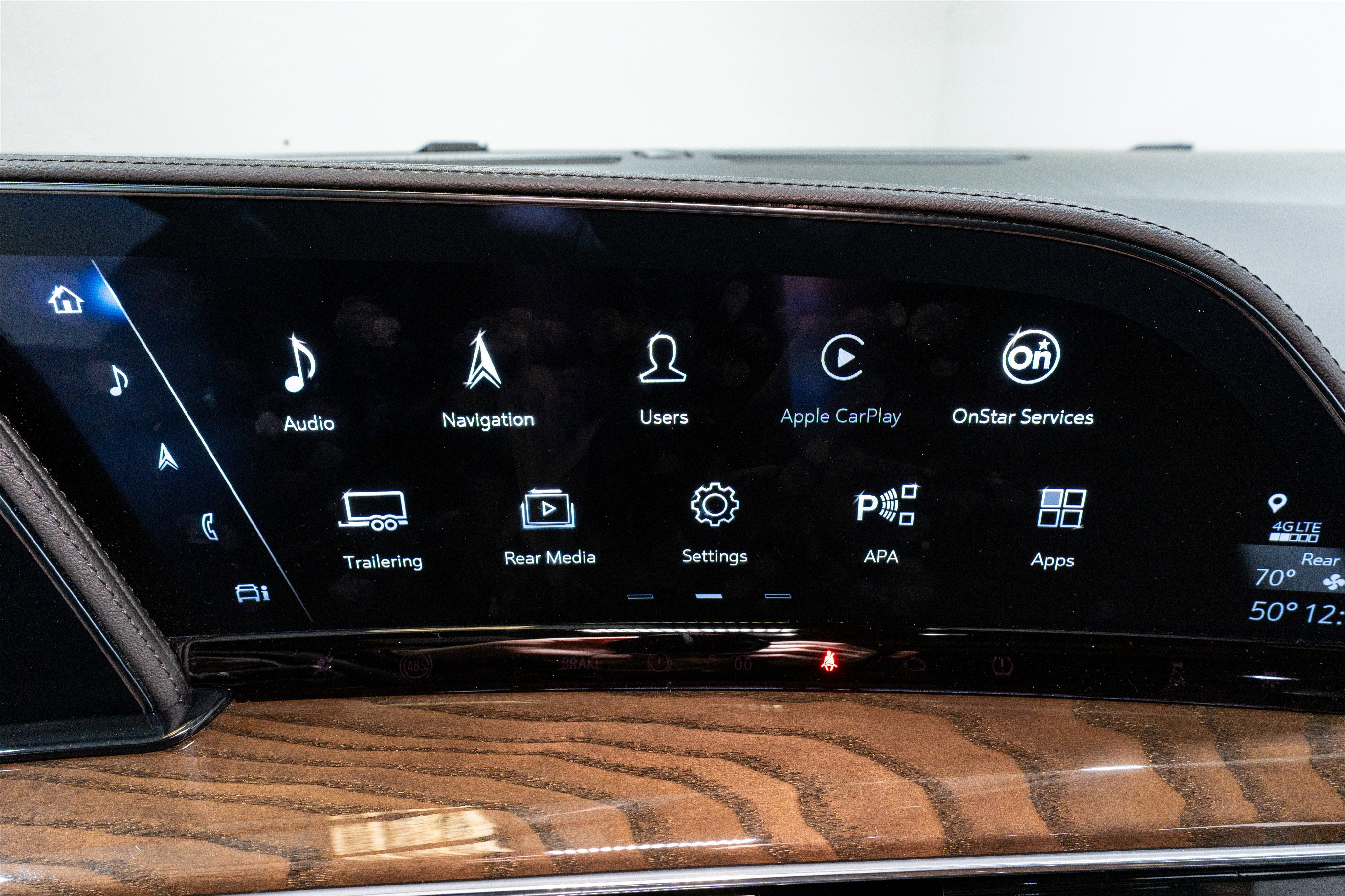 2023 Cadillac Escalade 4WD Sport Platinum