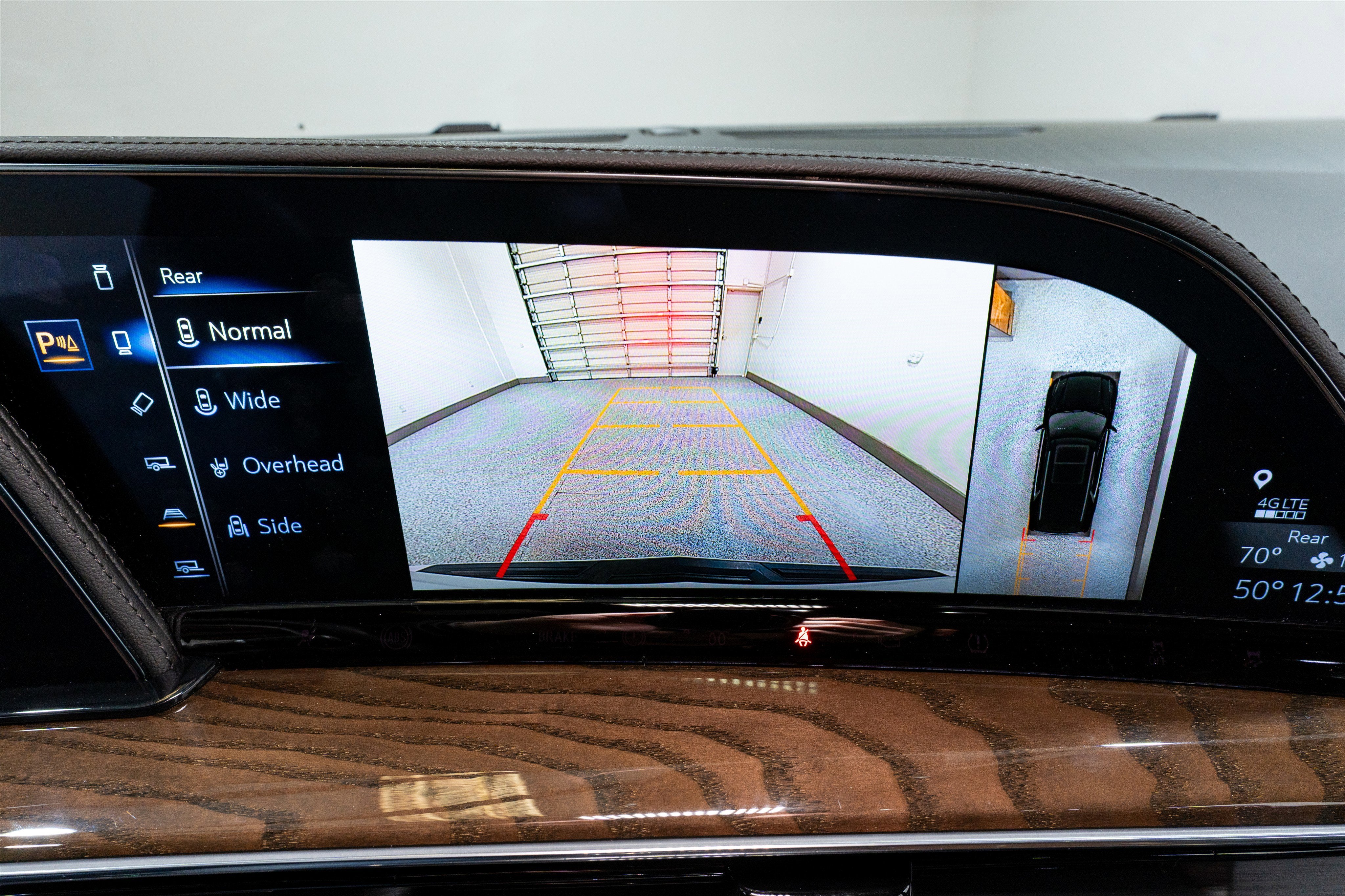 2023 Cadillac Escalade 4WD Sport Platinum