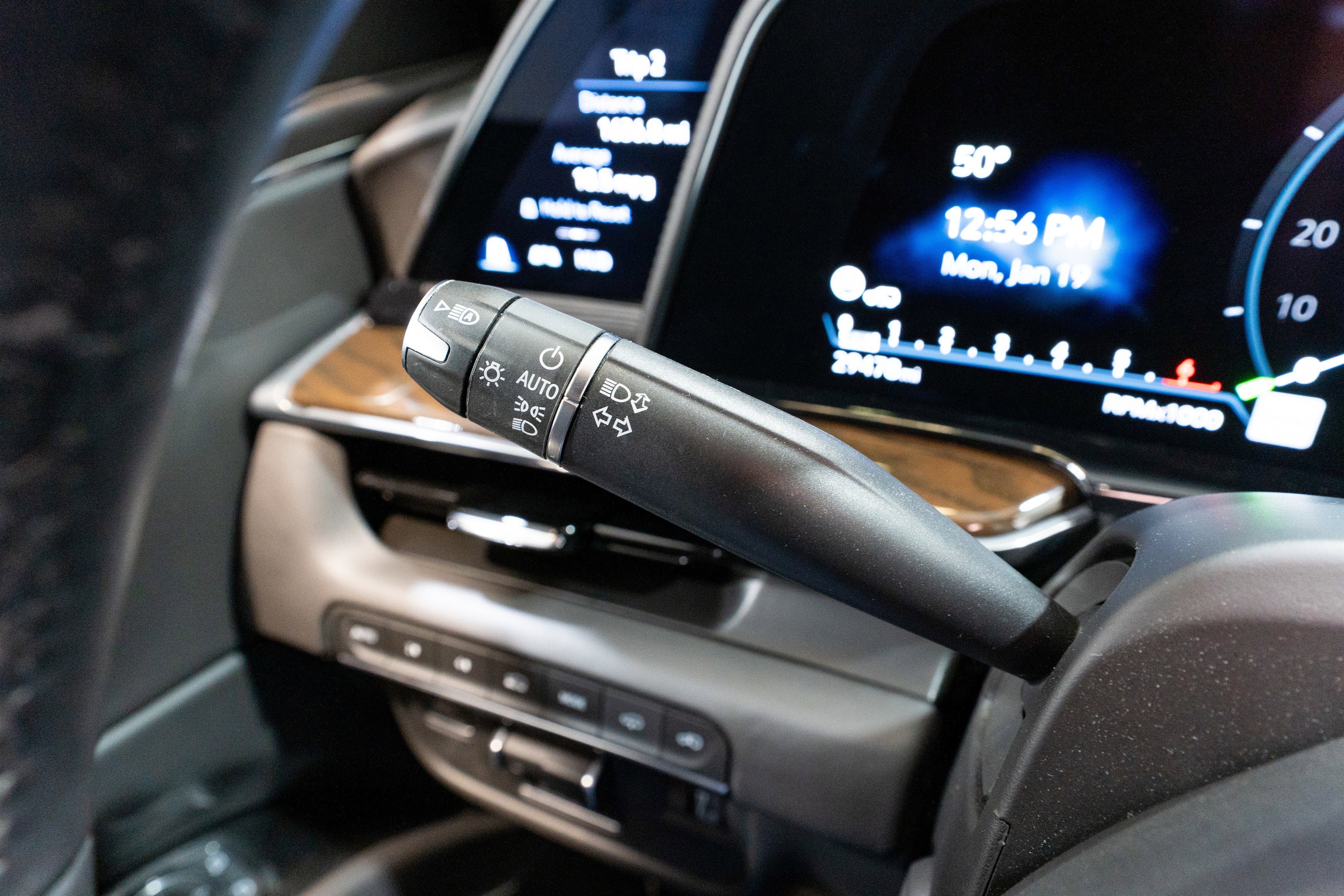 2023 Cadillac Escalade 4WD Sport Platinum