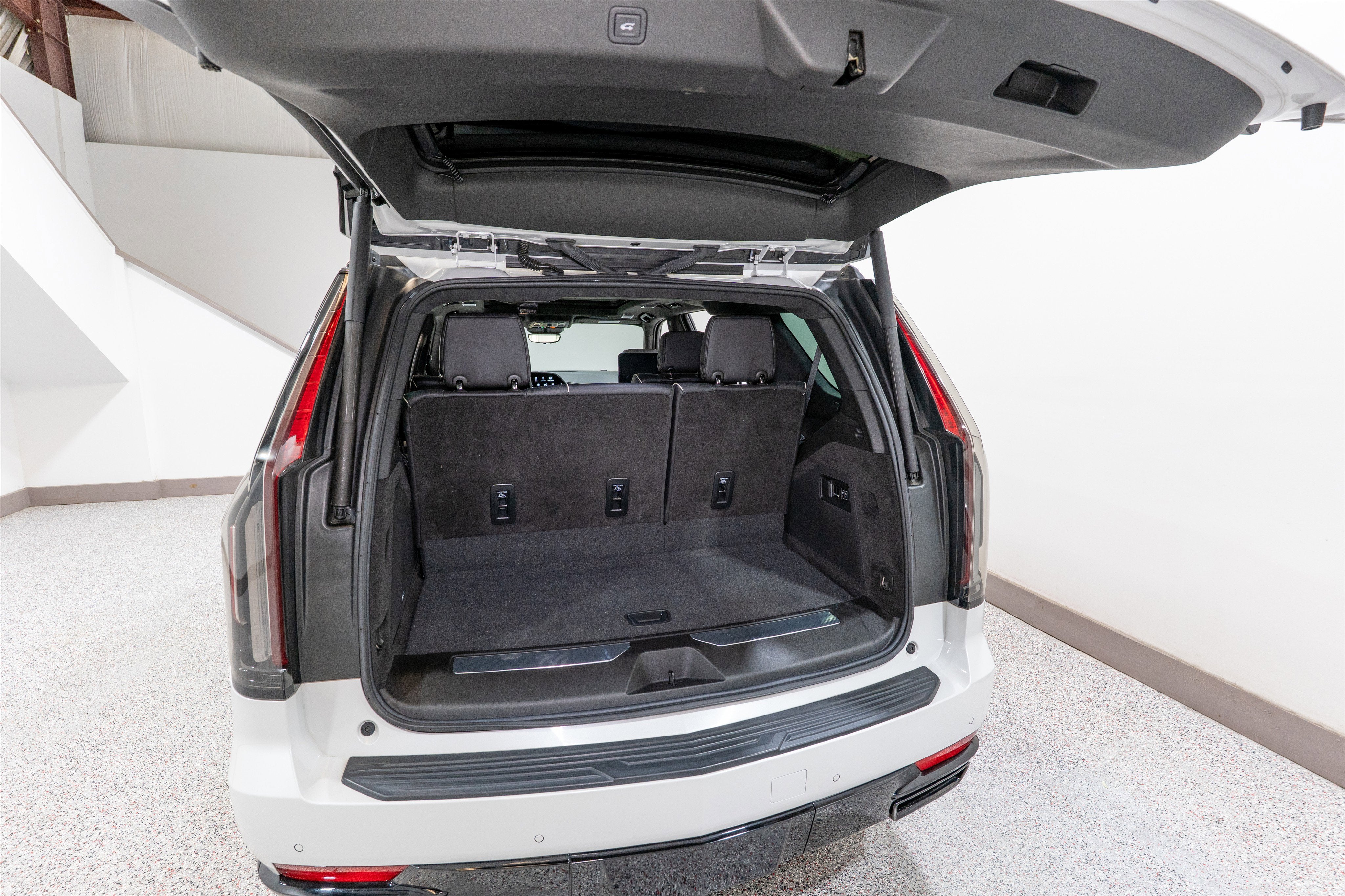 2023 Cadillac Escalade 4WD Sport Platinum