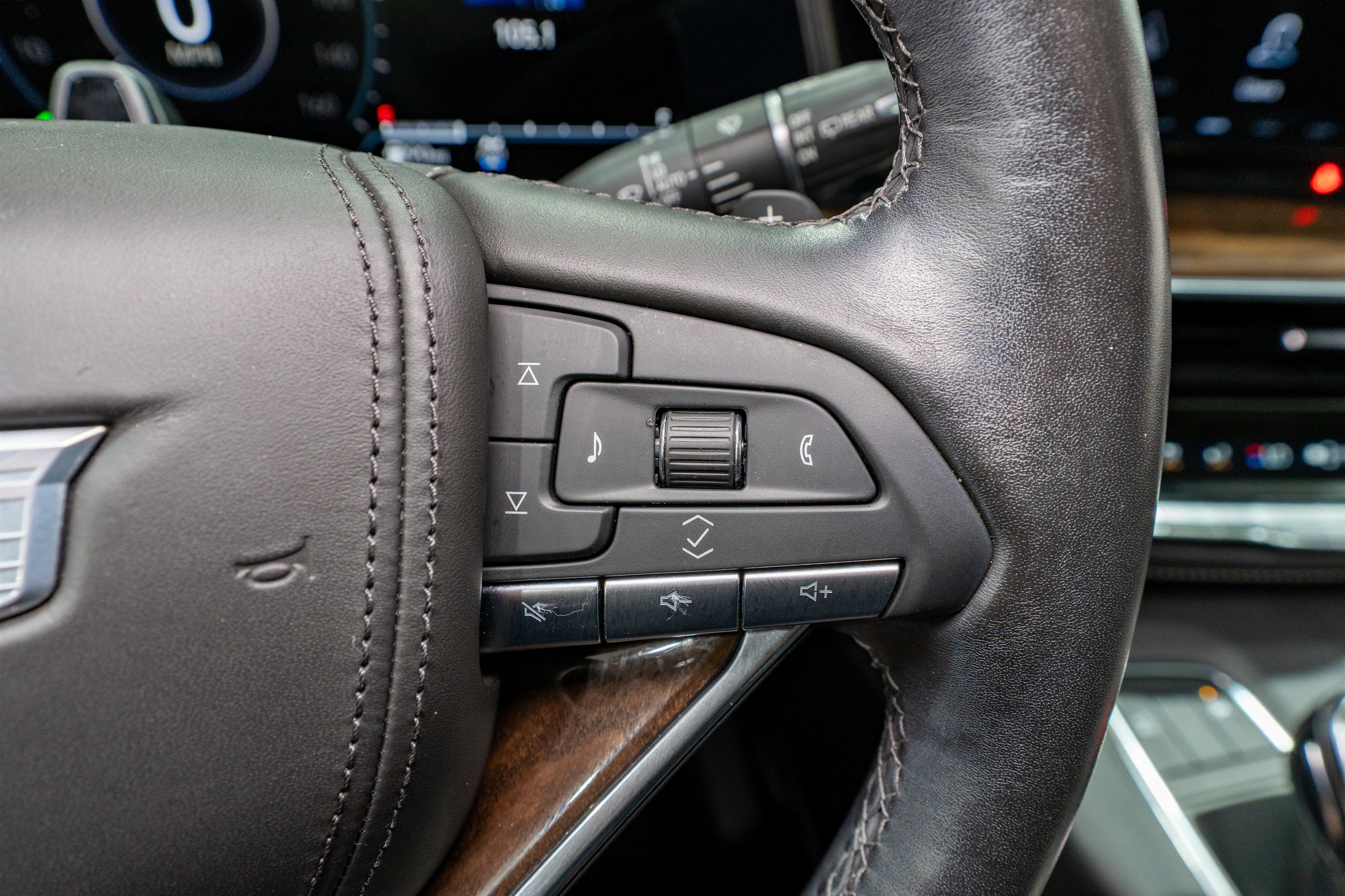 2021 Cadillac Escalade 4WD Sport Platinum