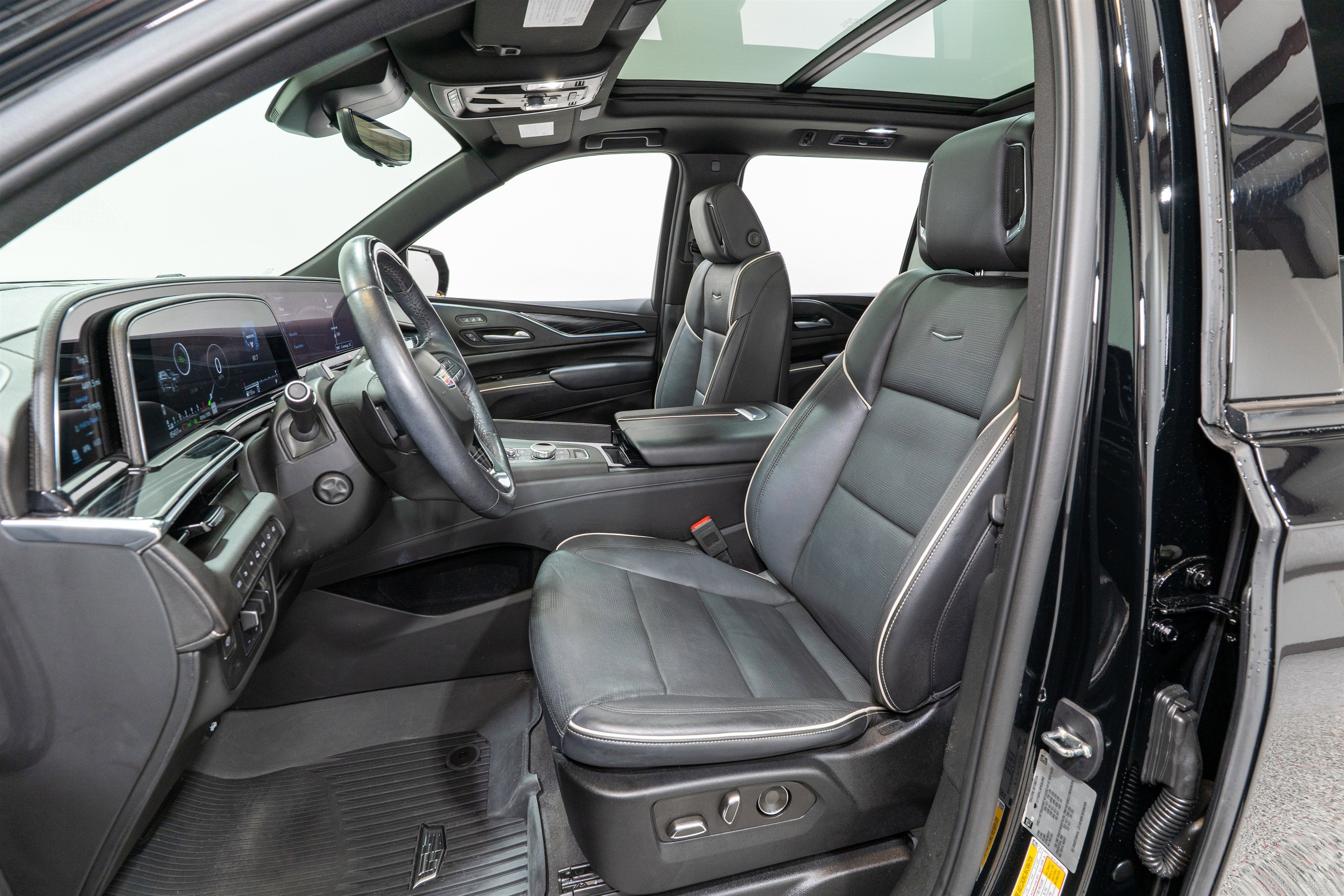2023 Cadillac Escalade ESV 4WD Sport