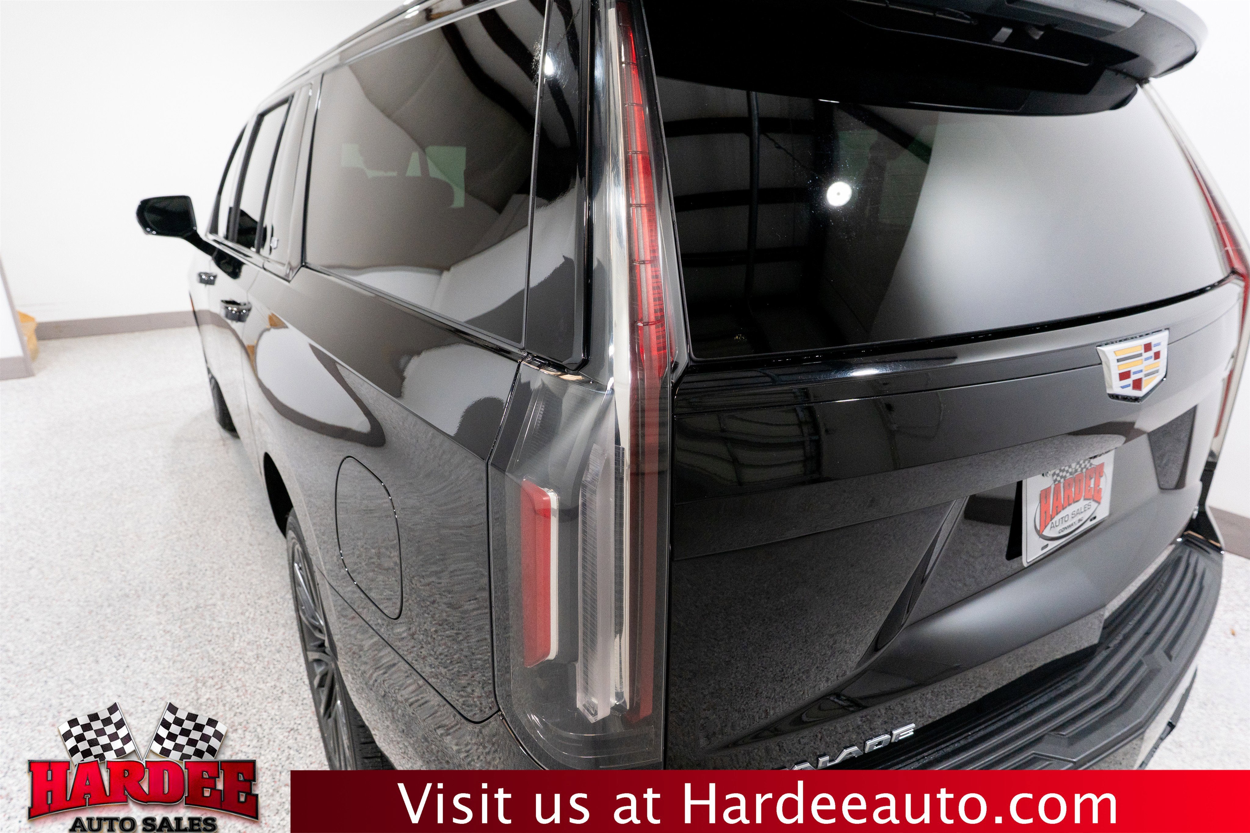 2023 Cadillac Escalade ESV 4WD Sport