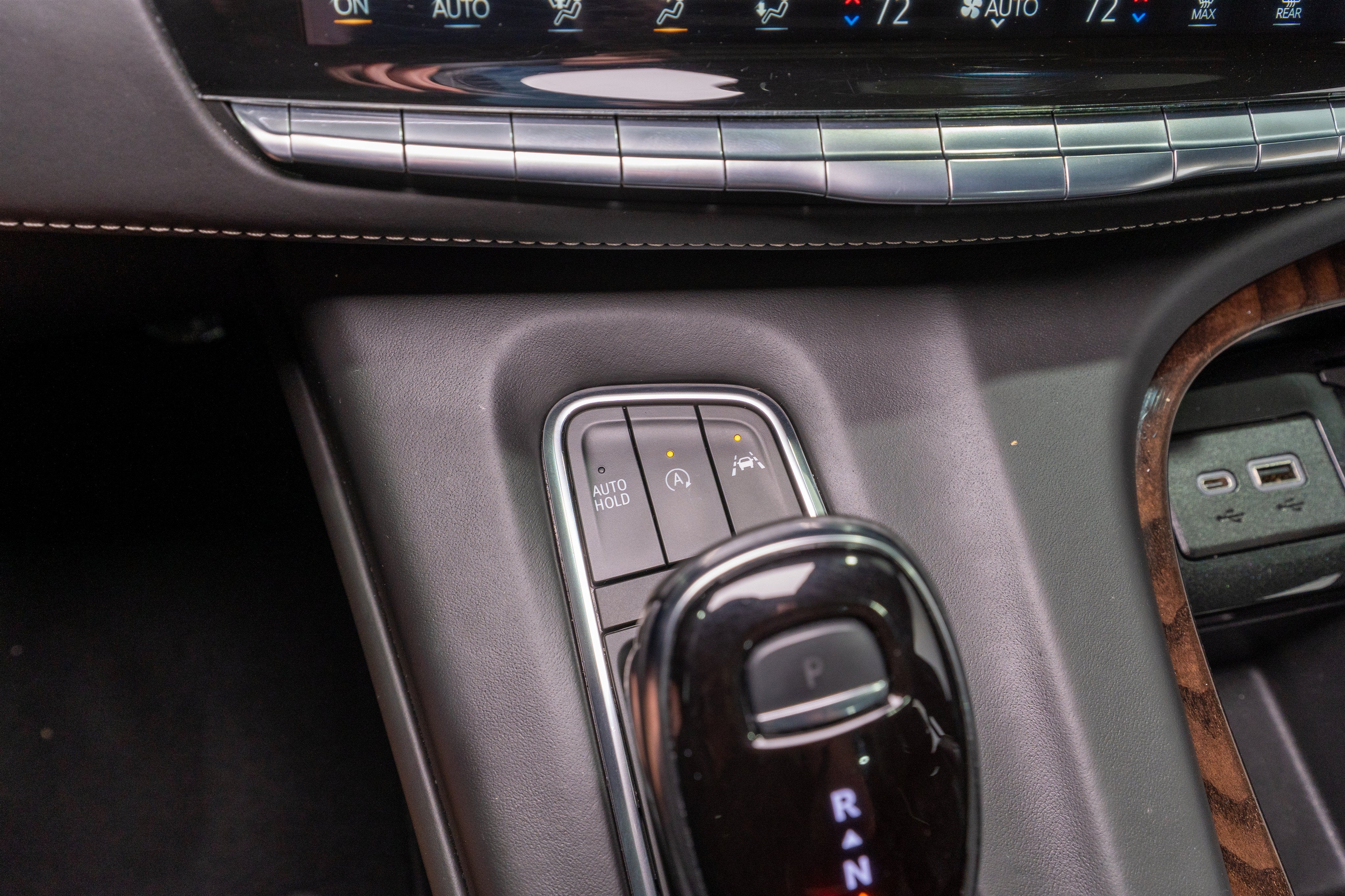 2023 Cadillac Escalade ESV 4WD Sport Platinum