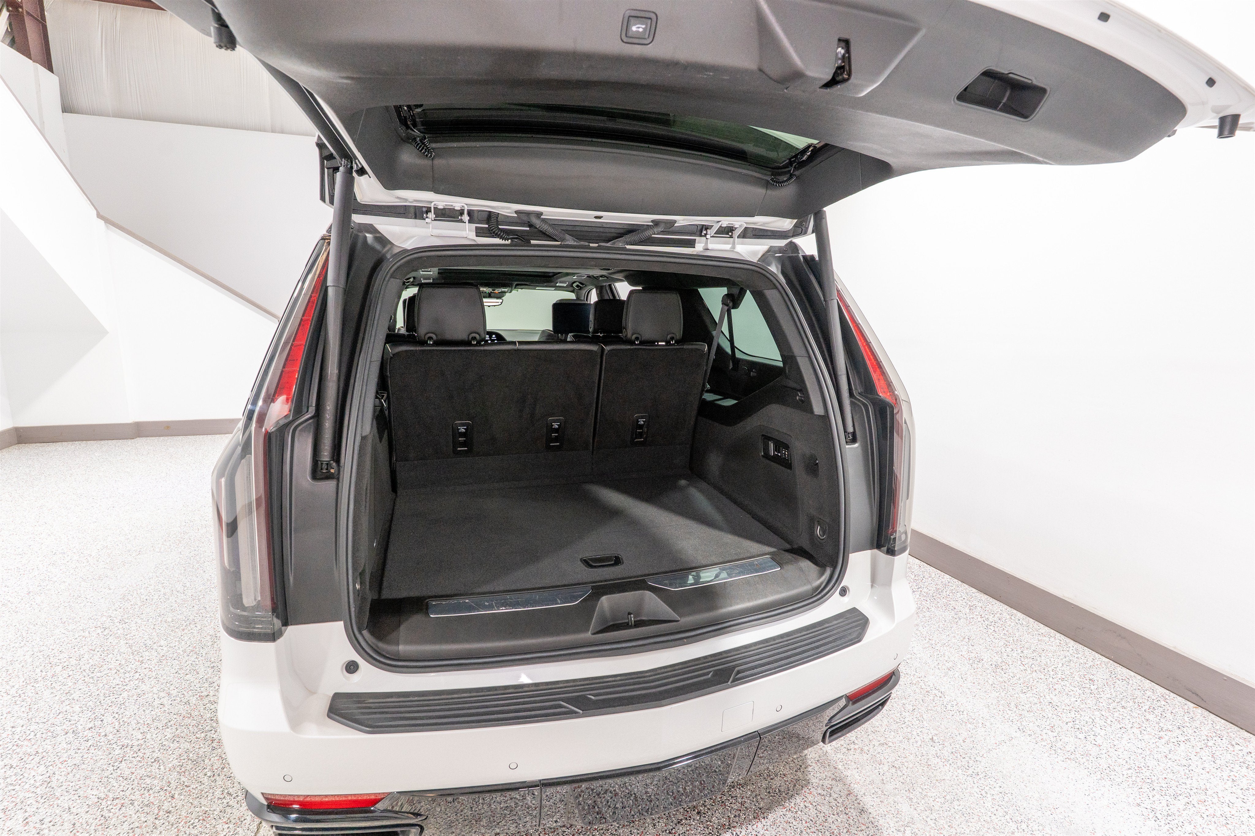 2023 Cadillac Escalade ESV 4WD Sport Platinum