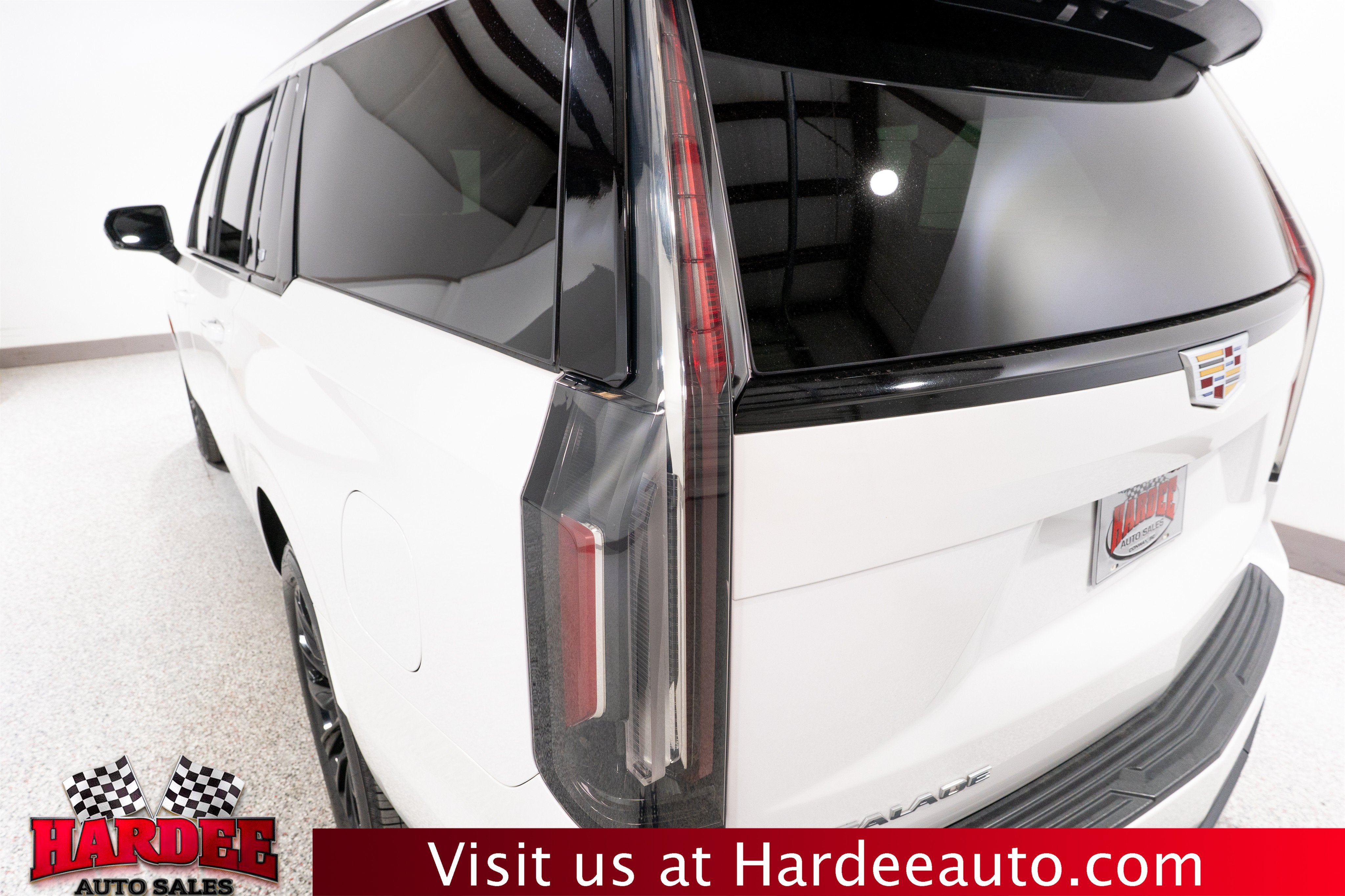 2023 Cadillac Escalade ESV 4WD Sport Platinum