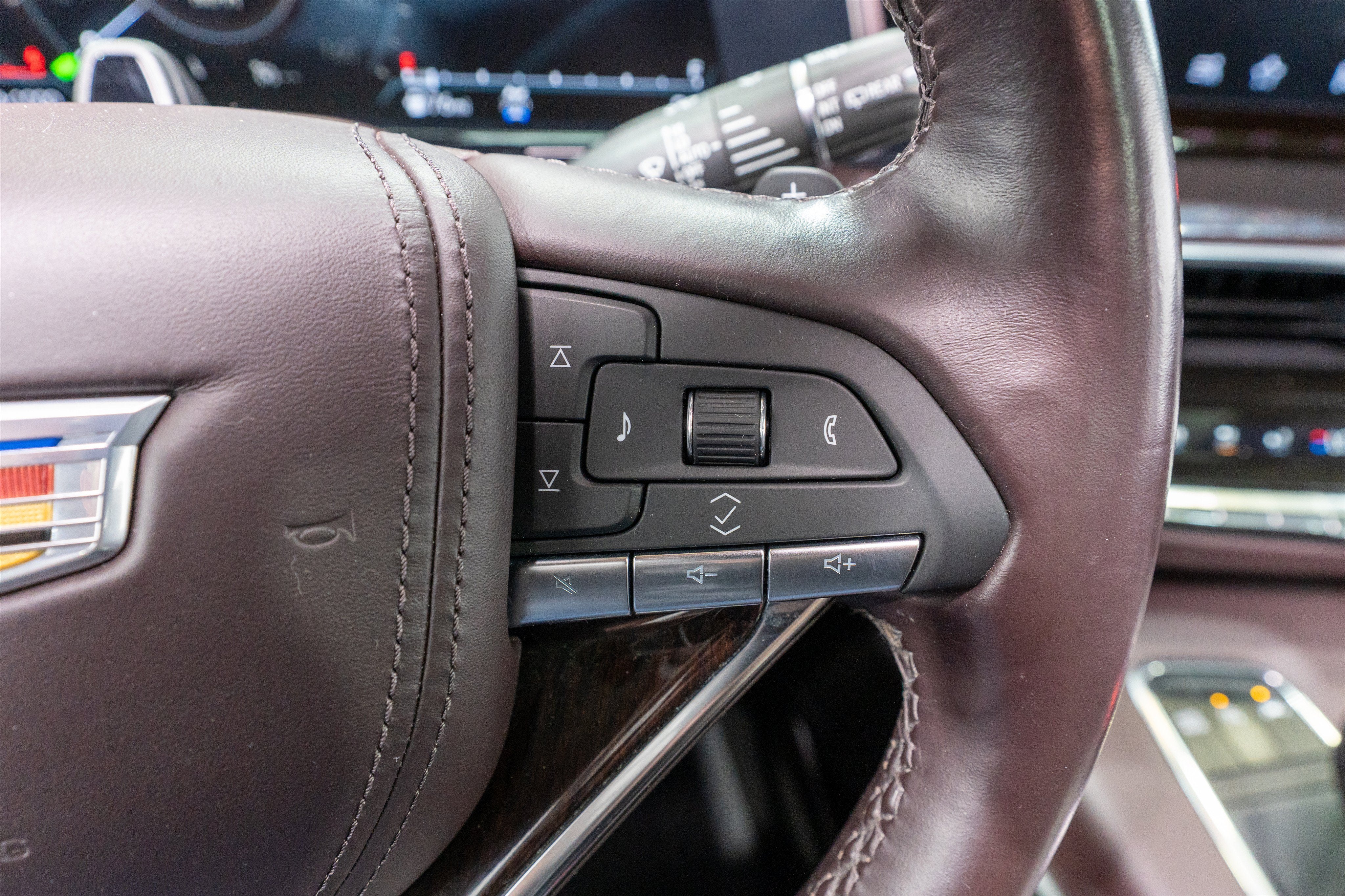 2024 Cadillac Escalade ESV 4WD Sport Platinum