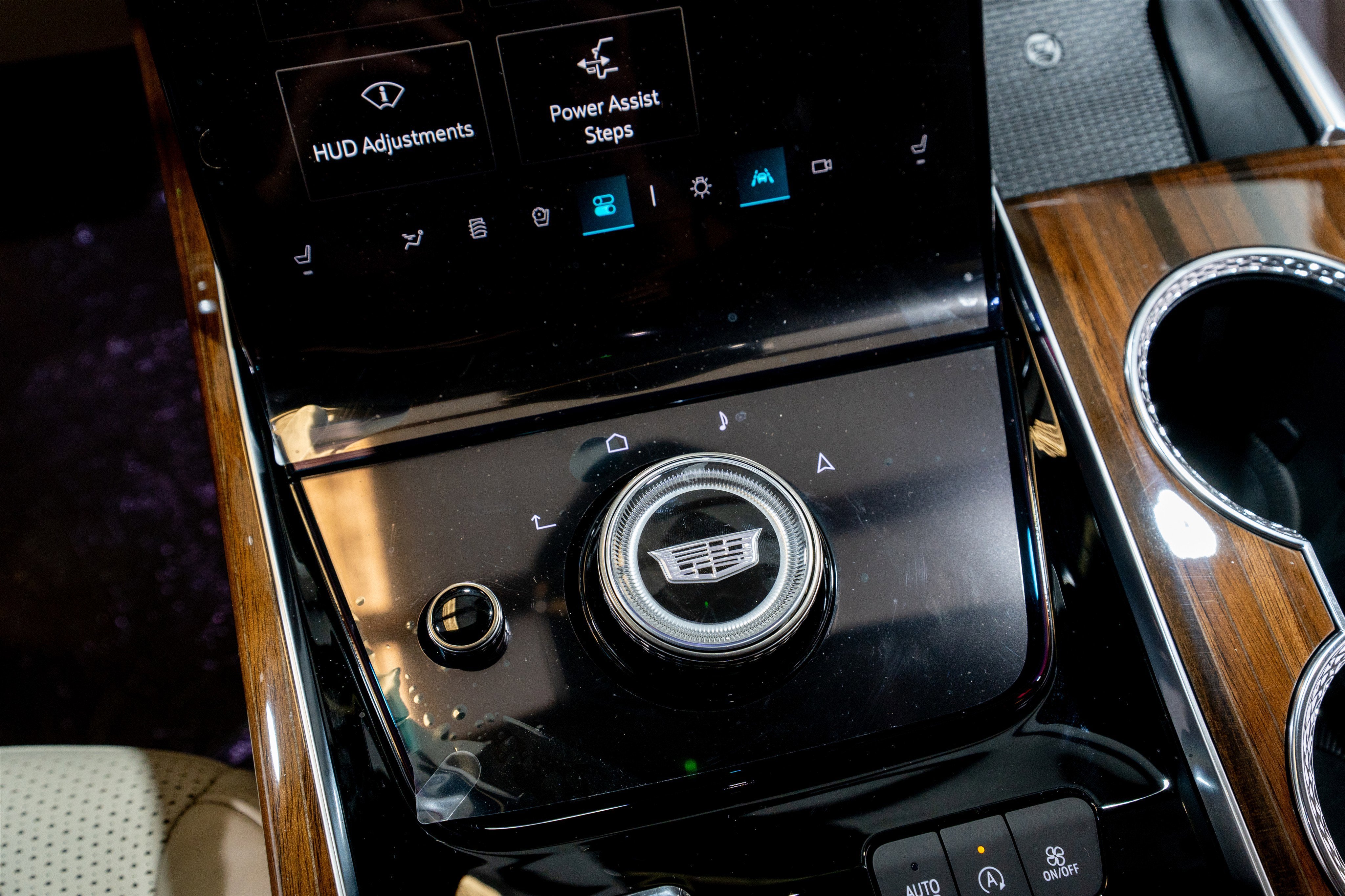 2026 Cadillac Escalade 4WD Platinum Sport