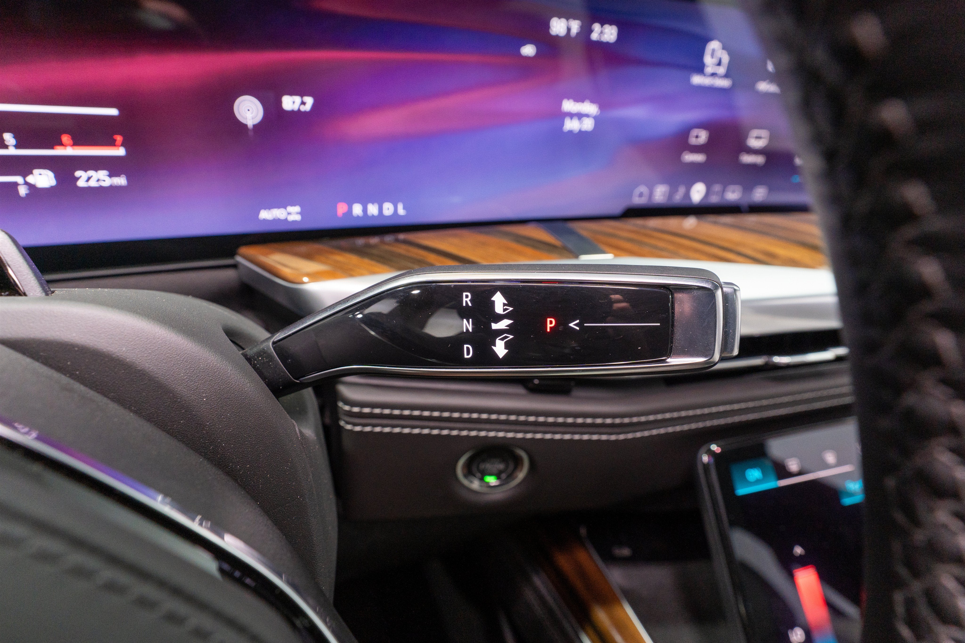 2026 Cadillac Escalade ESV 4WD Platinum Sport