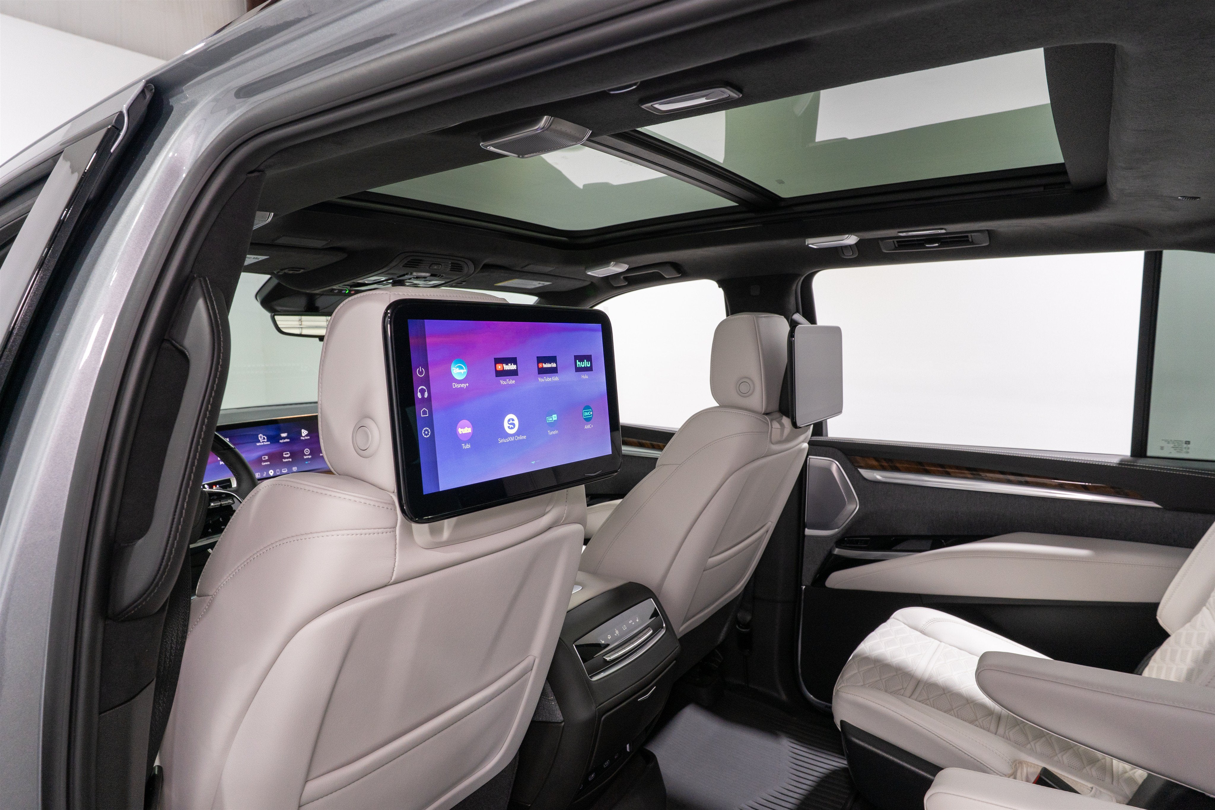 2026 Cadillac Escalade ESV 4WD Platinum Sport