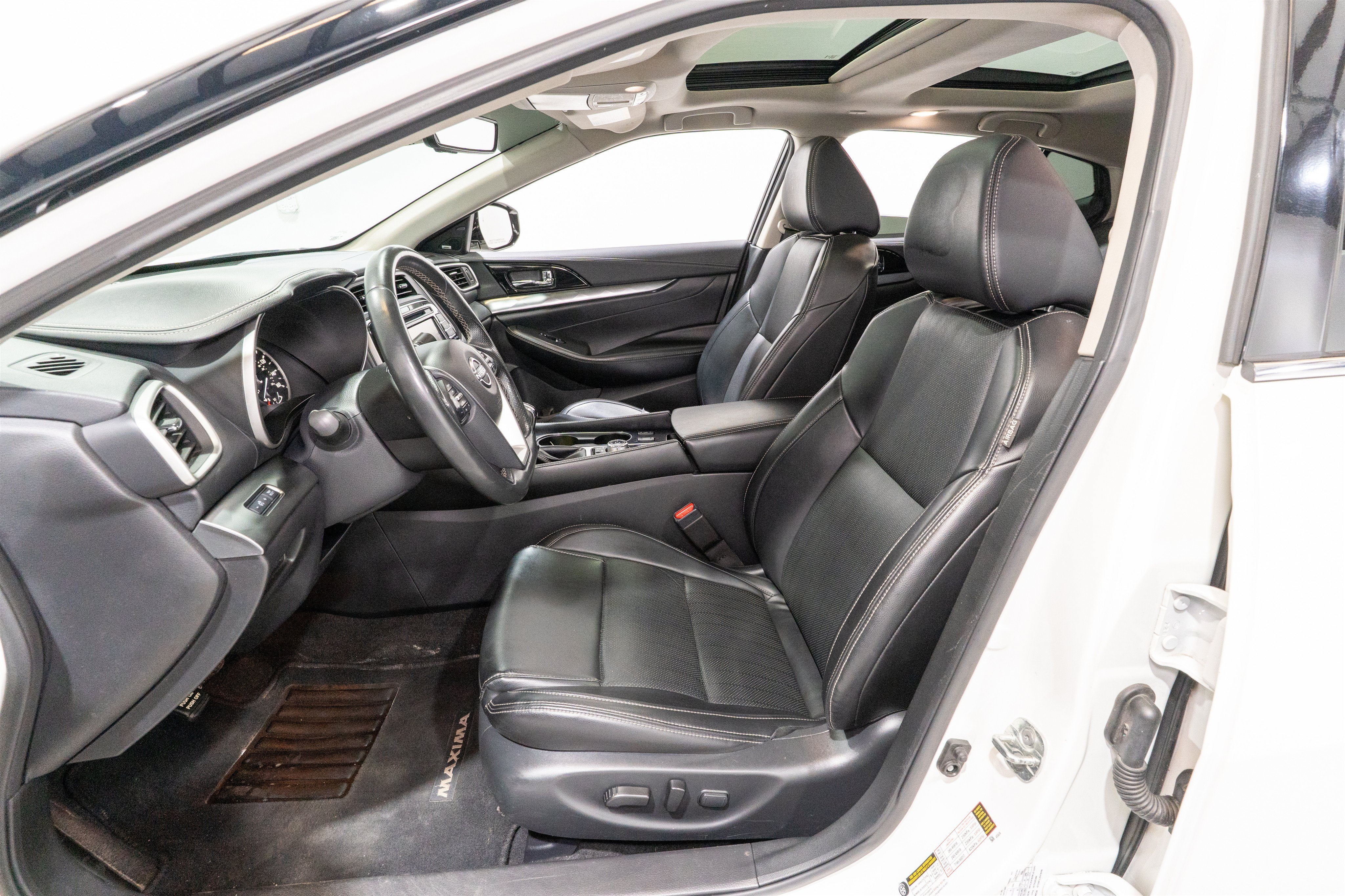 2023 Nissan Maxima Platinum