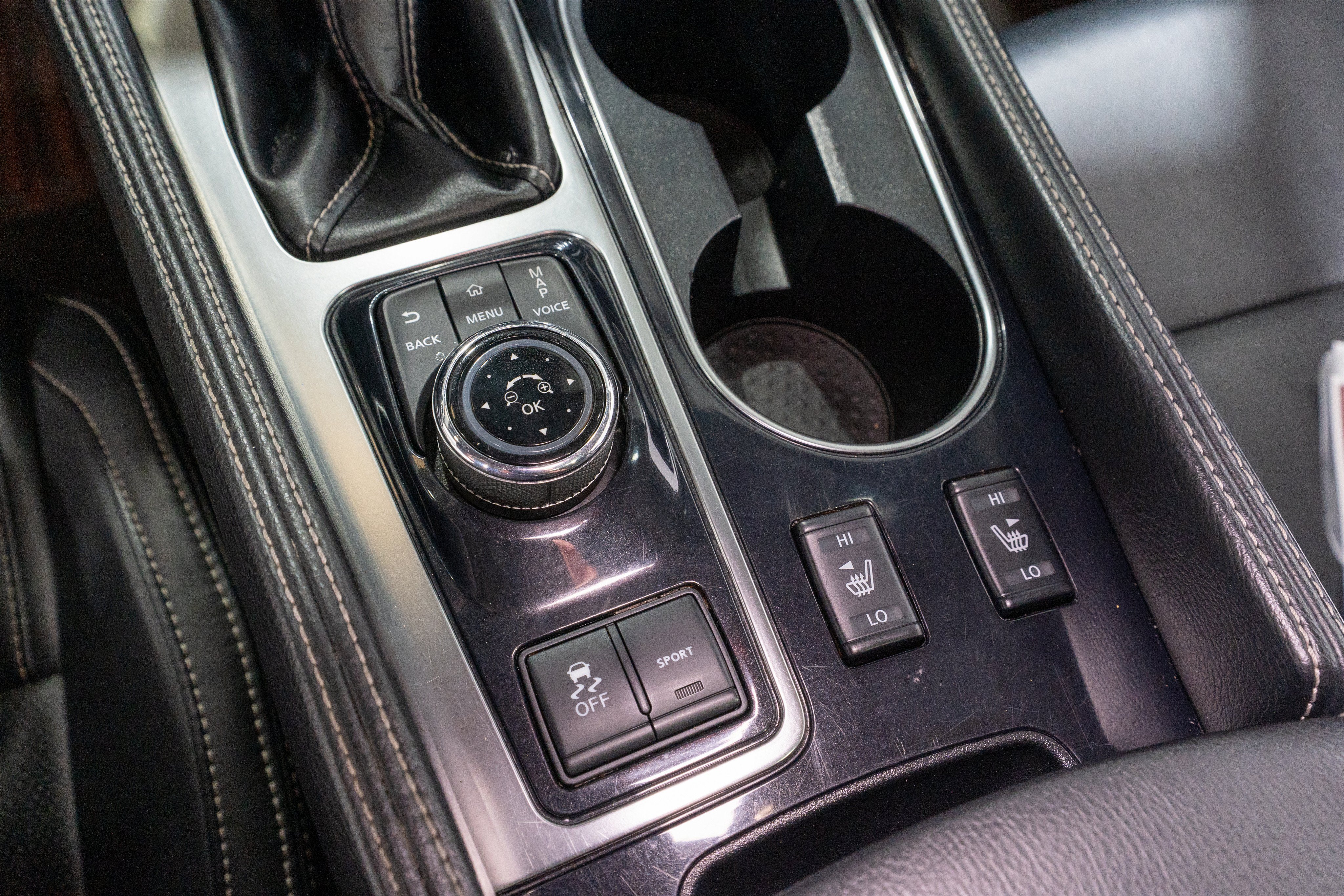 2023 Nissan Maxima Platinum
