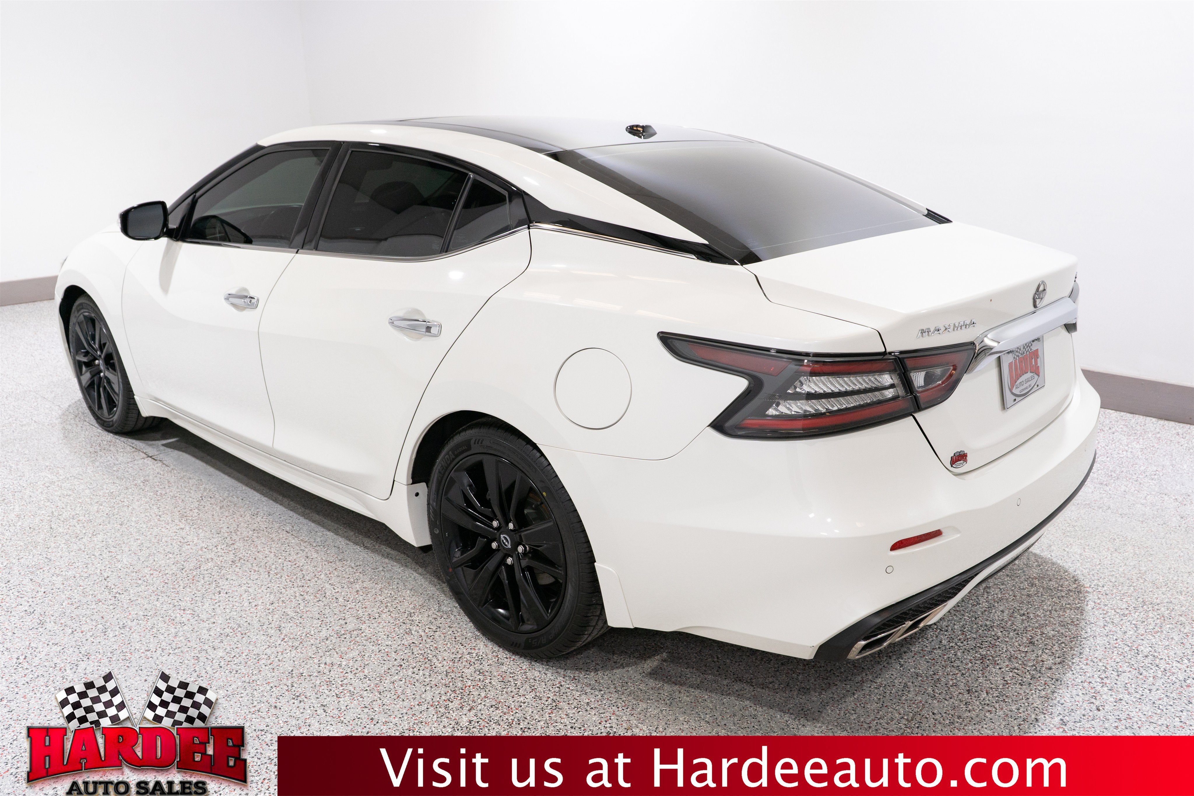 2023 Nissan Maxima Platinum
