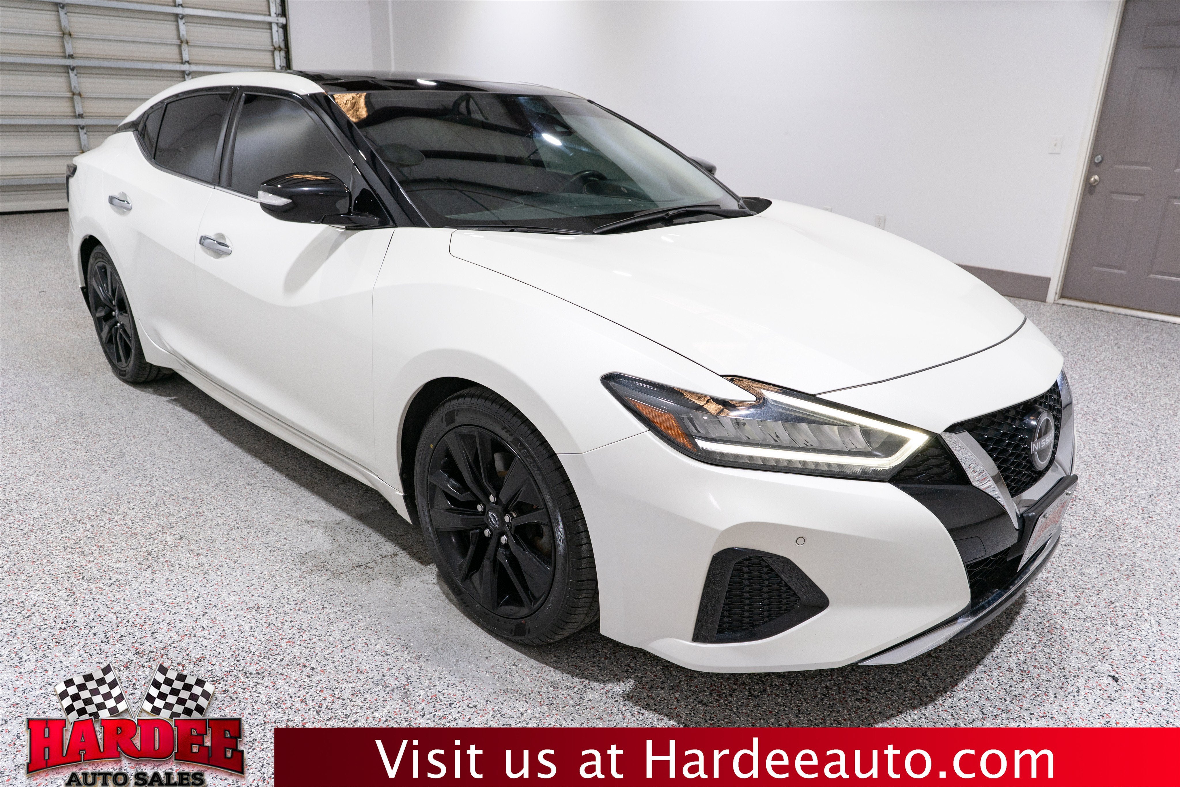 2023 Nissan Maxima Platinum