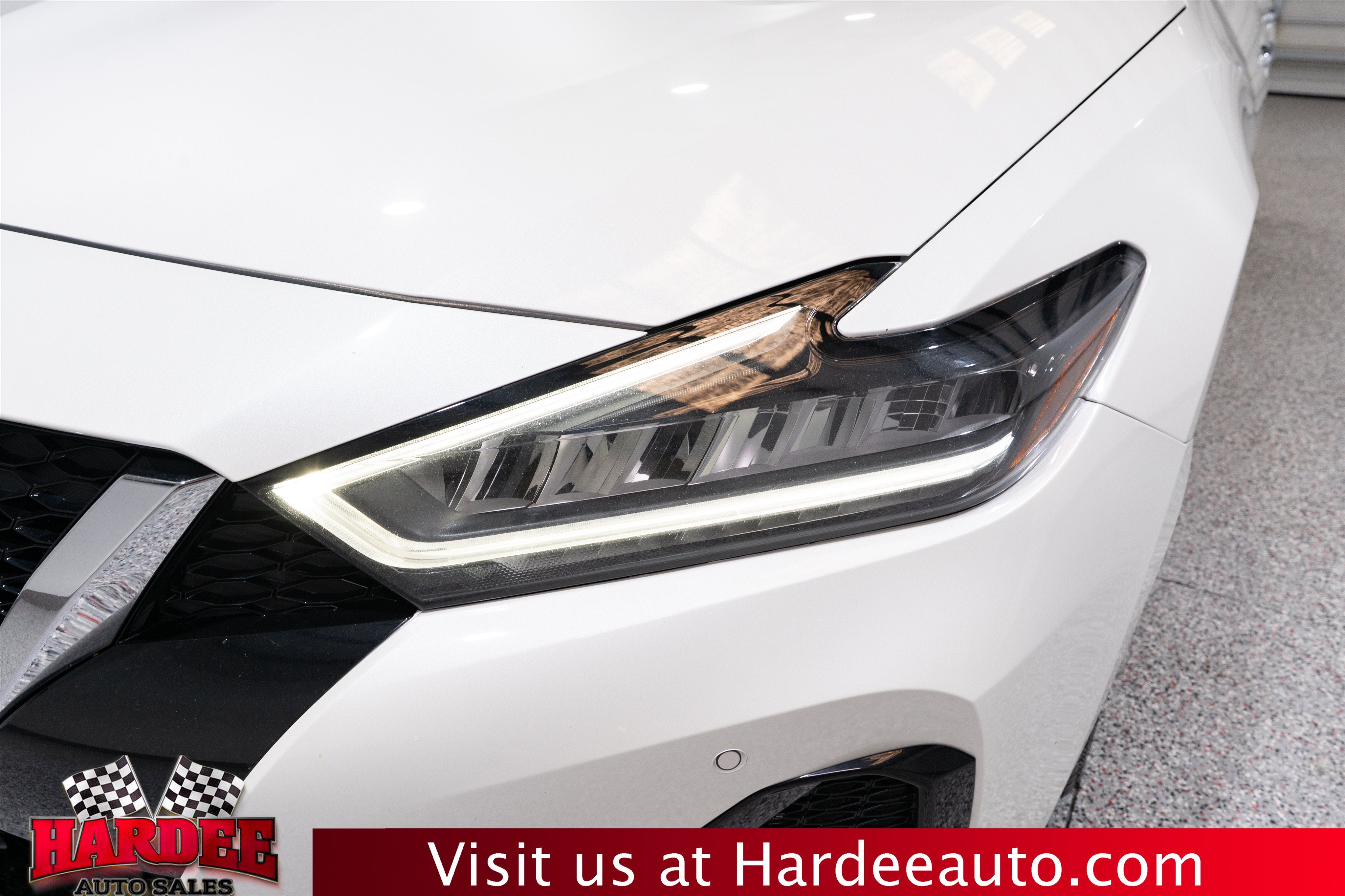 2023 Nissan Maxima Platinum