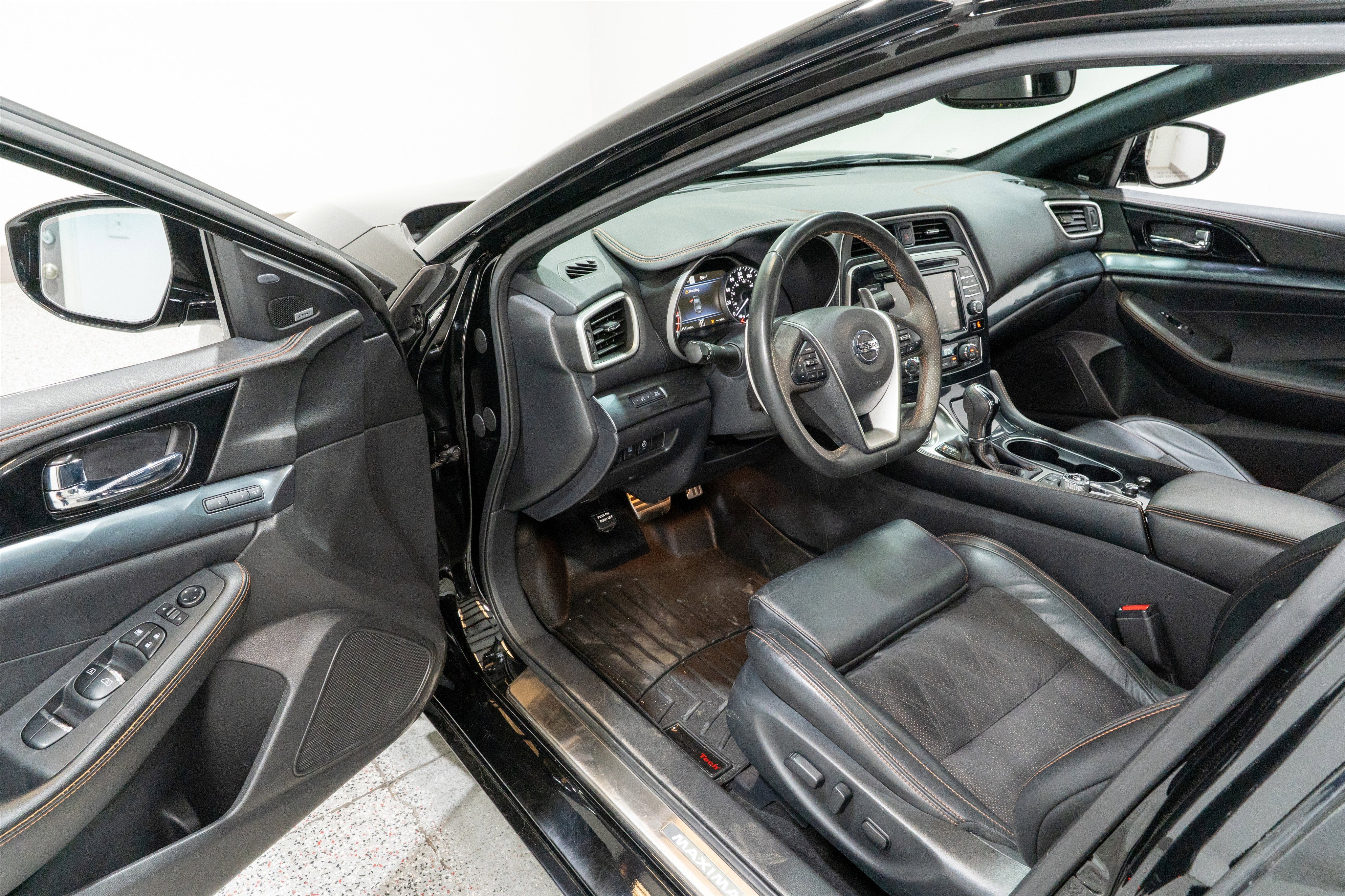 2020 Nissan Maxima SR