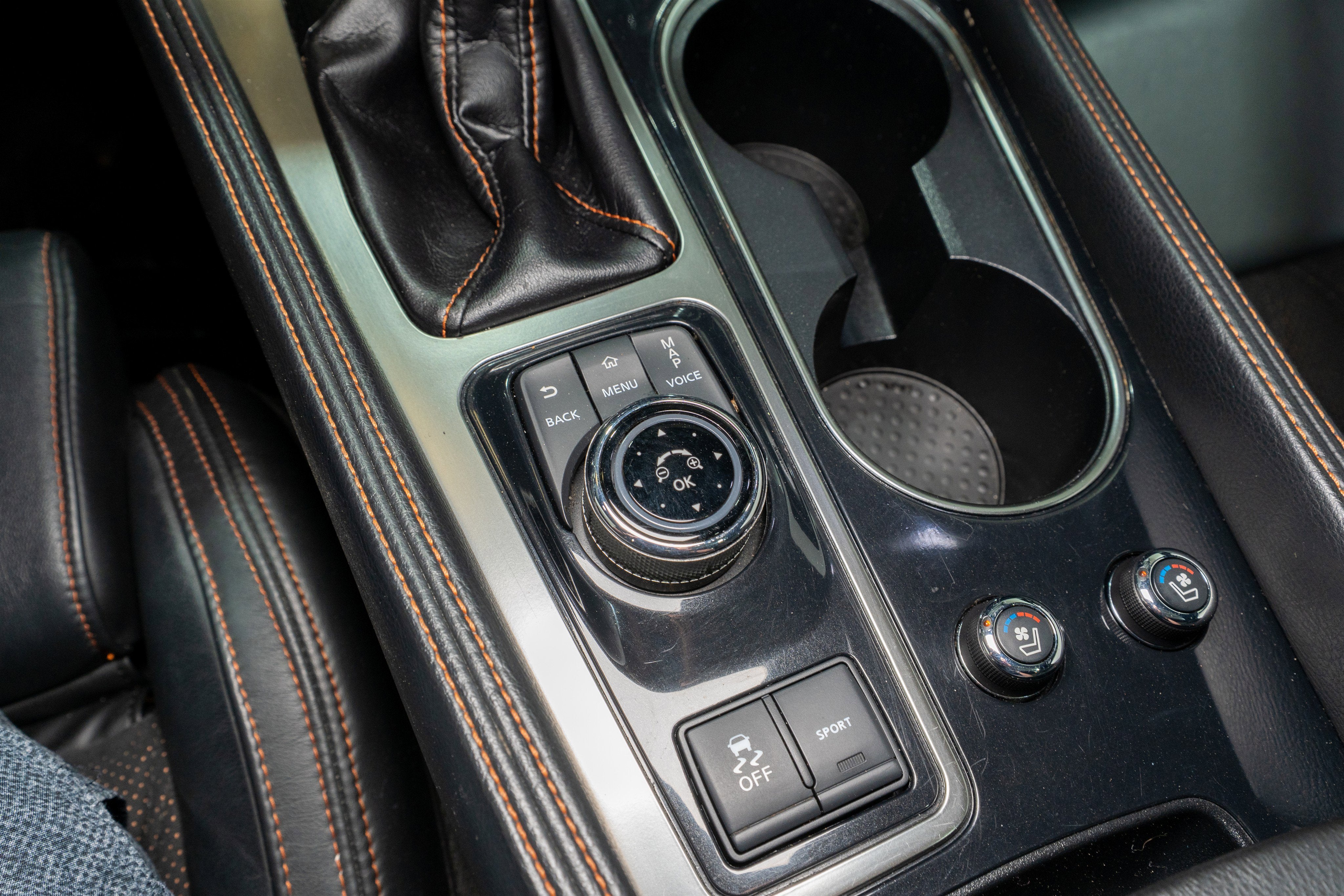 2020 Nissan Maxima SR