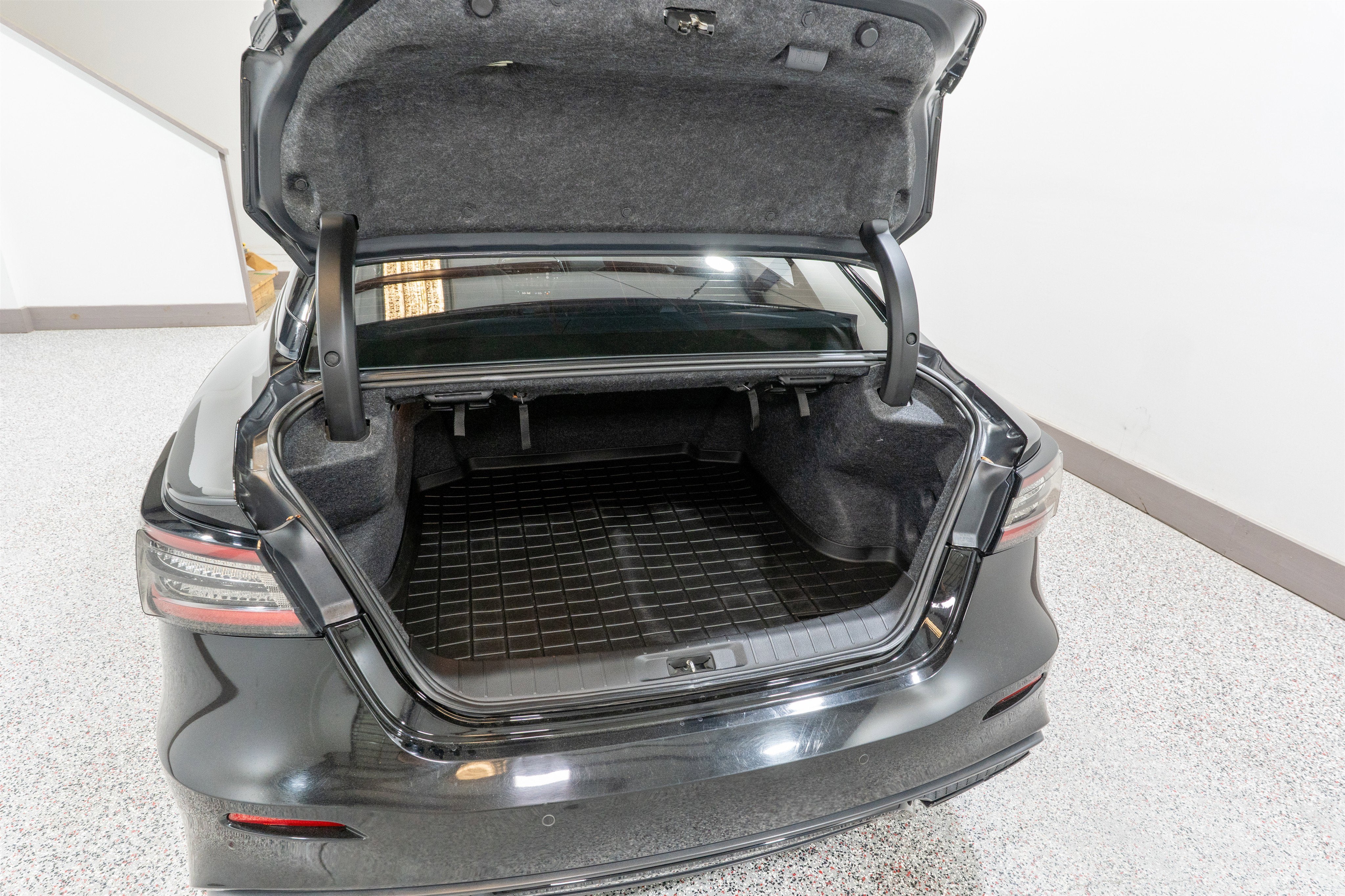 2020 Nissan Maxima SR