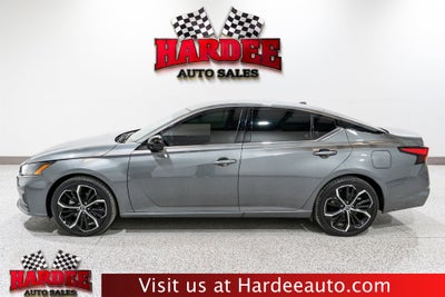 2025 Nissan Altima SR