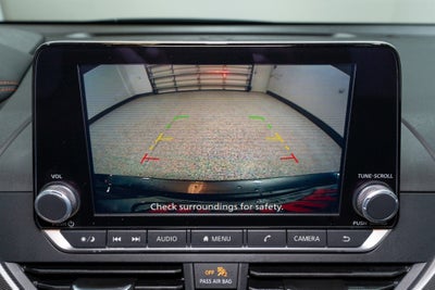 2025 Nissan Altima SR