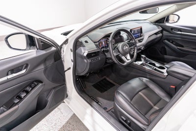 2025 Nissan Altima SR
