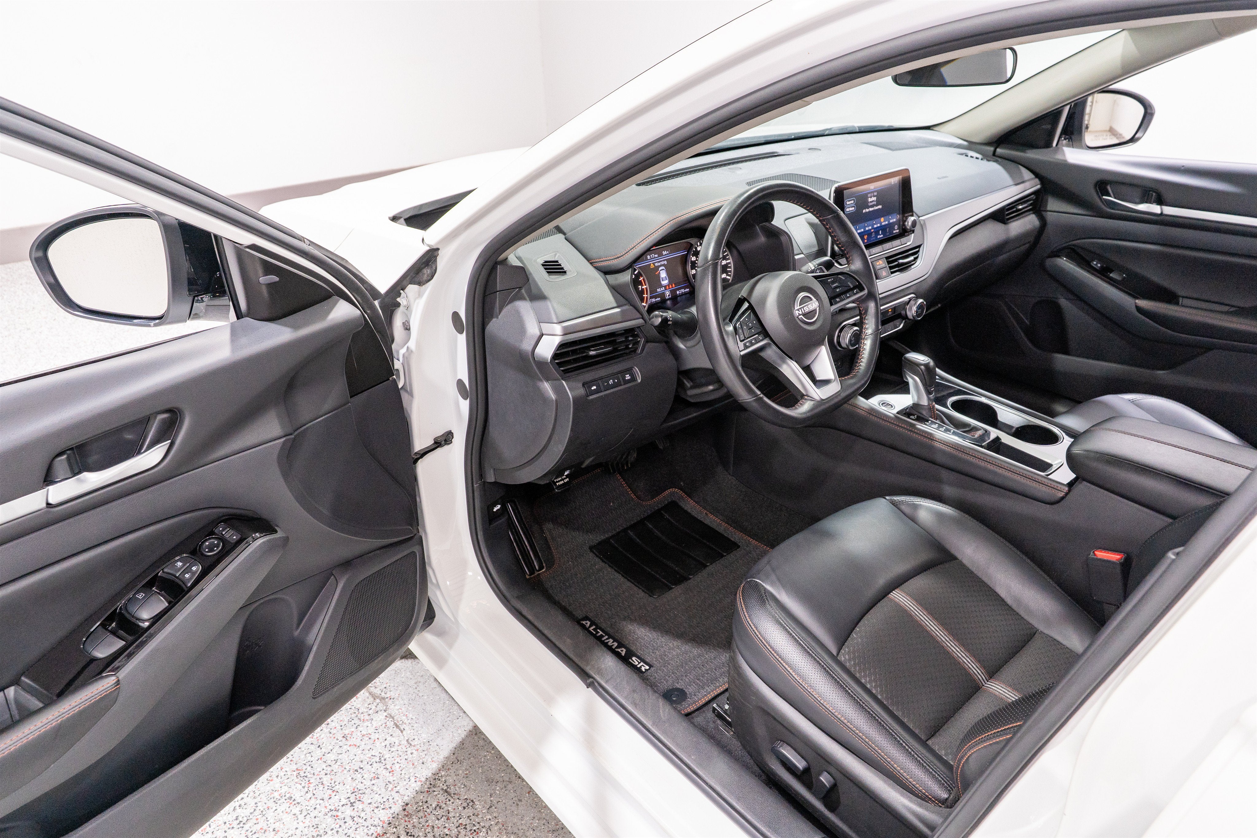 2025 Nissan Altima SR