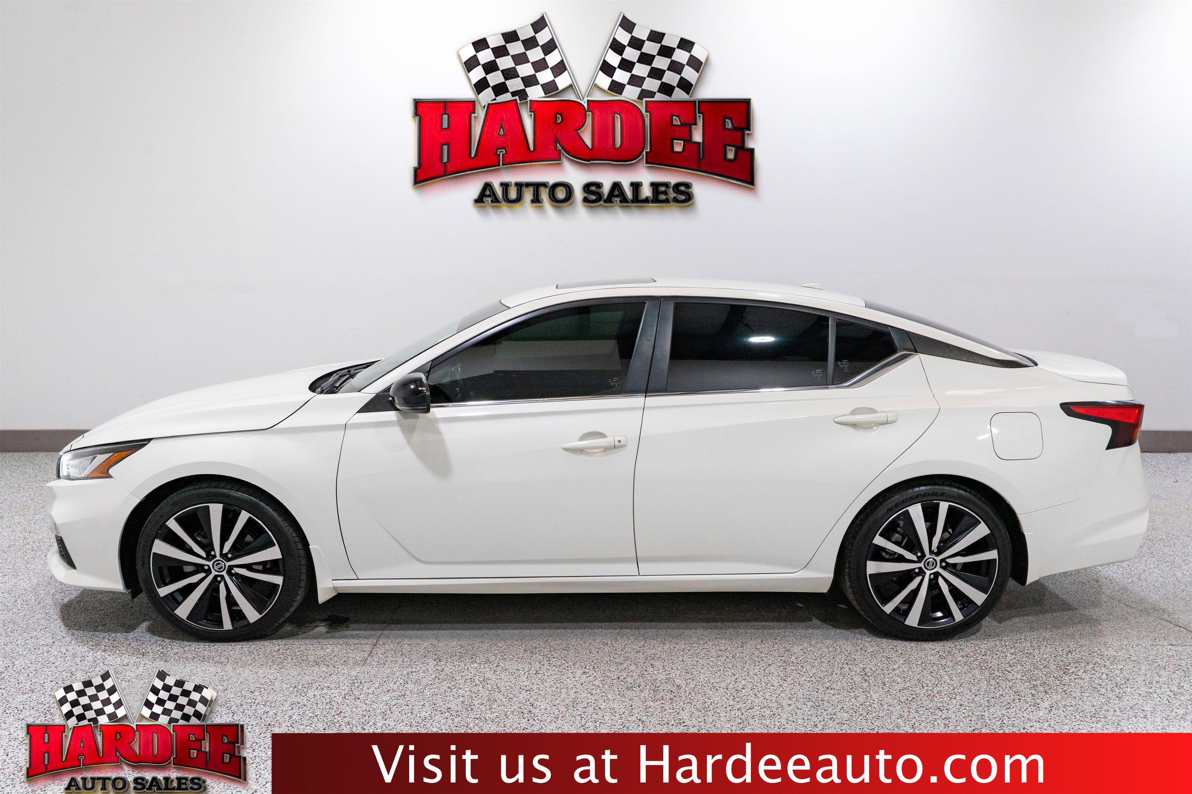 2021 Nissan Altima 2.5 SR's photo