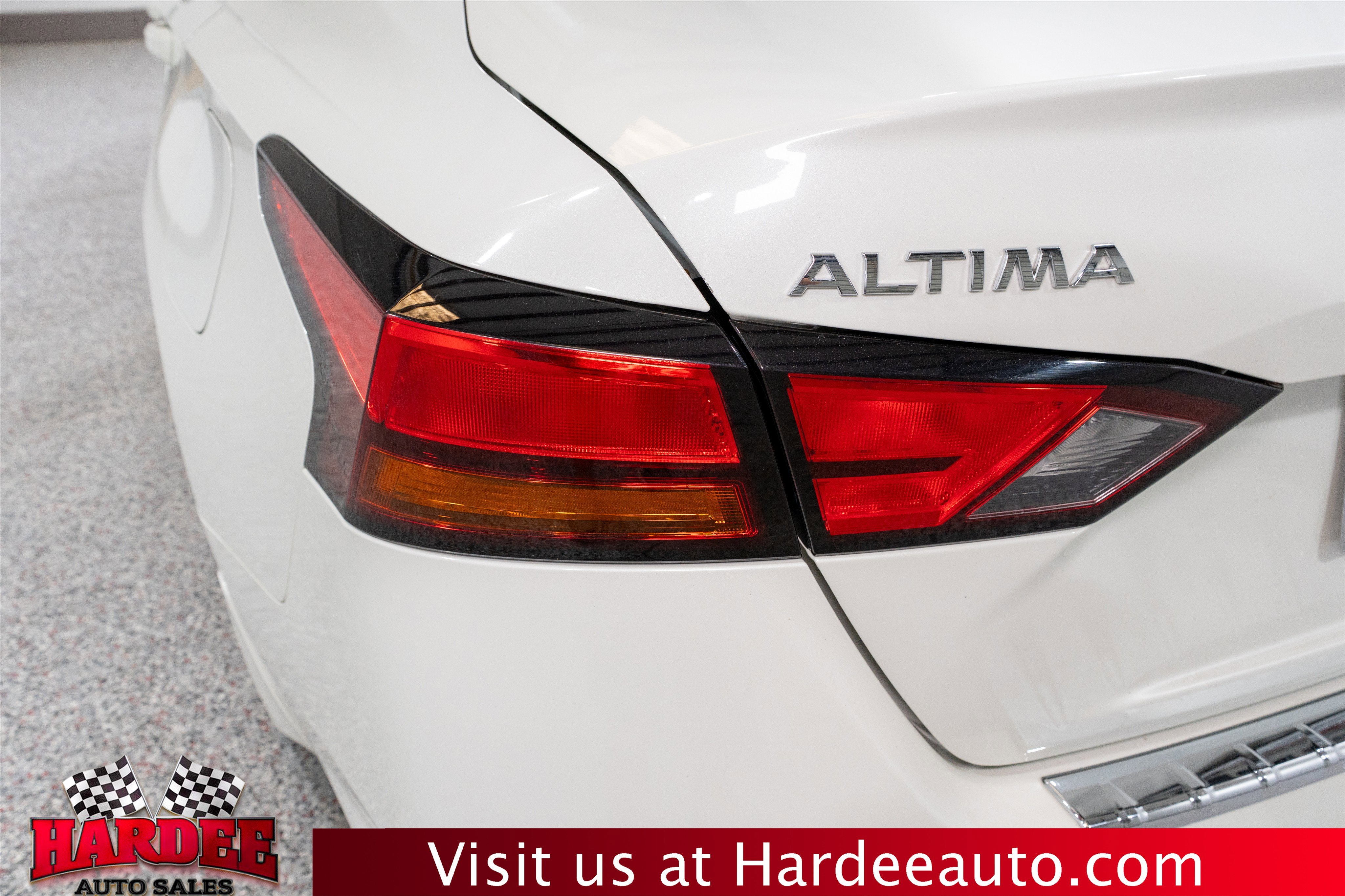 2021 Nissan Altima 2.5 SR